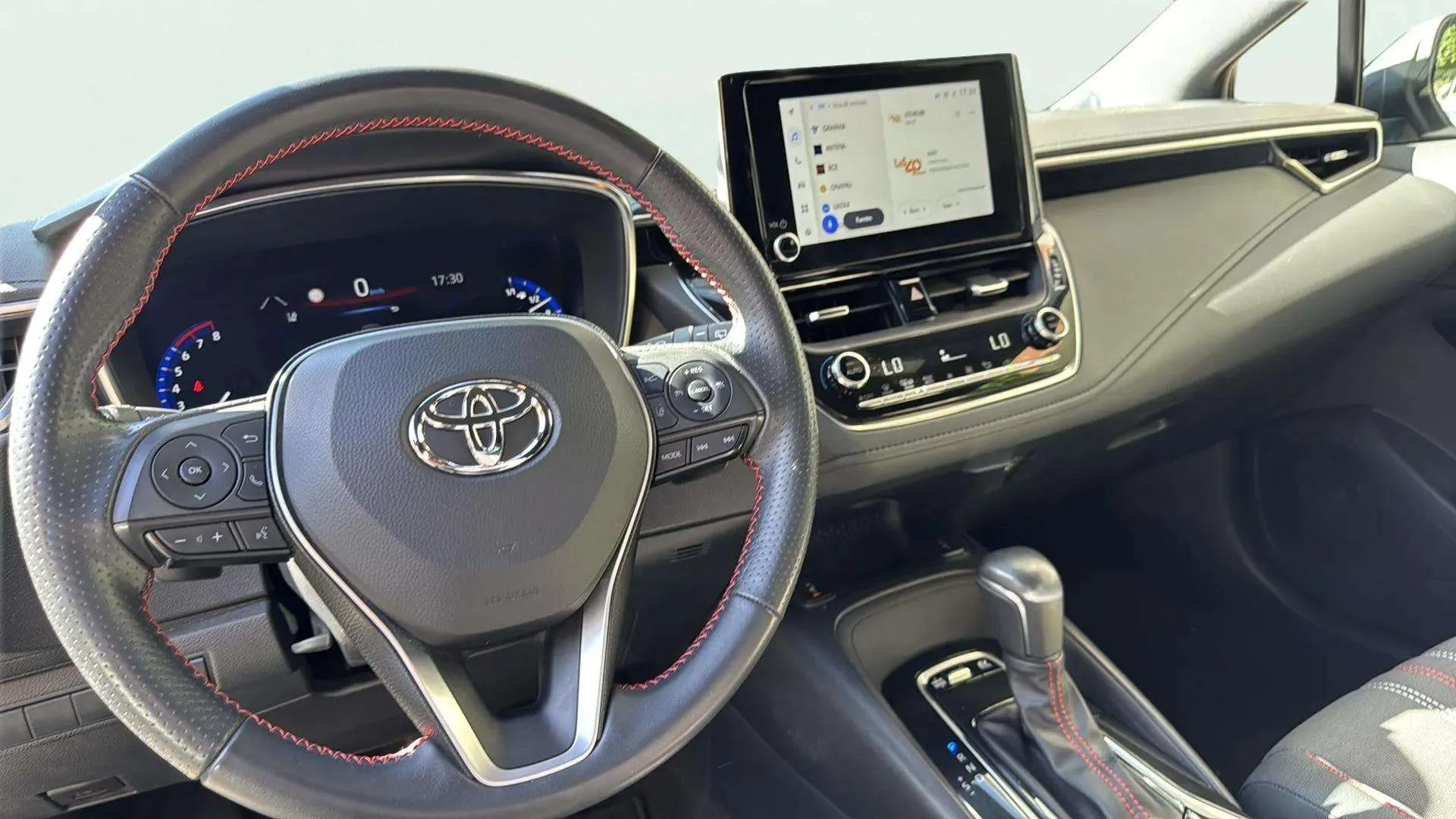 Toyota Corolla 2.0 180H GR-Sport E-CVT Touring Sport - foto 18