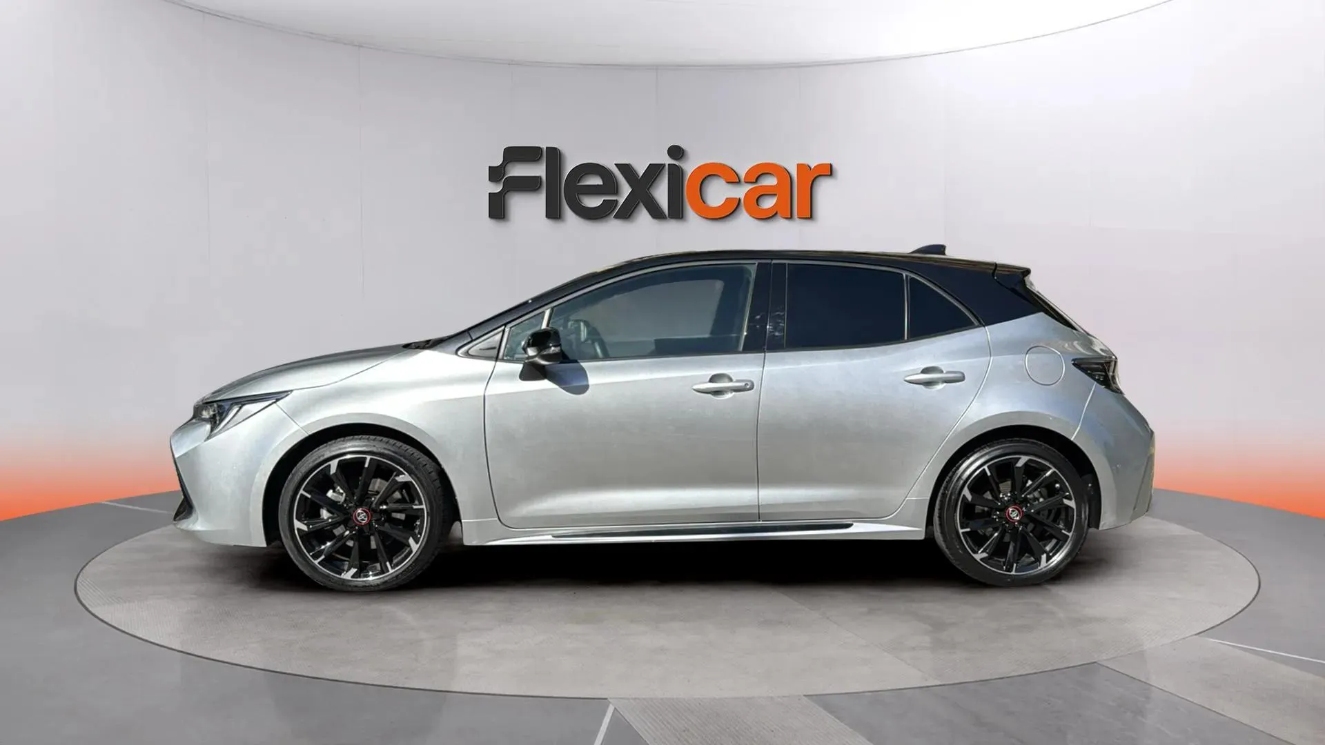 Toyota Corolla 2.0 180H GR-Sport E-CVT Touring Sport - foto 6