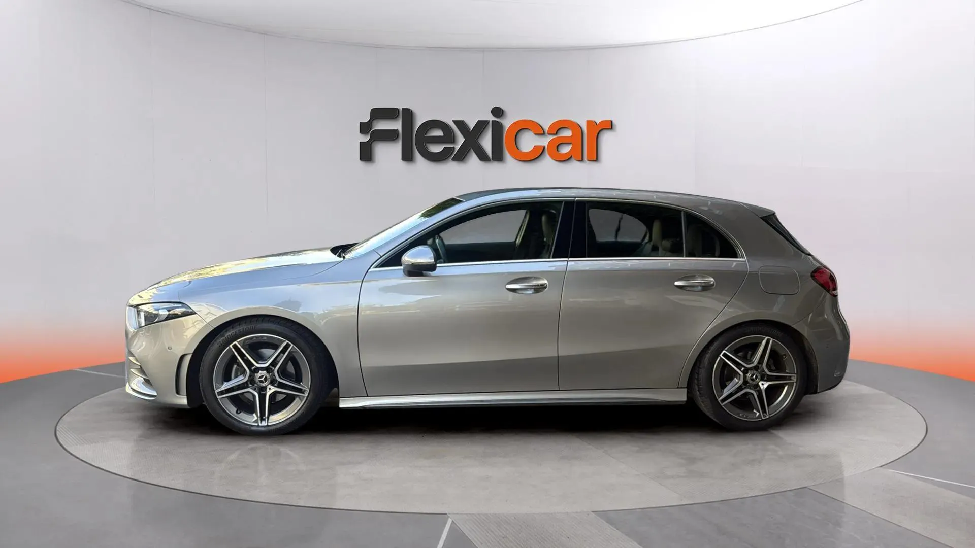 Mercedes-Benz Clase A A 180 - foto 7