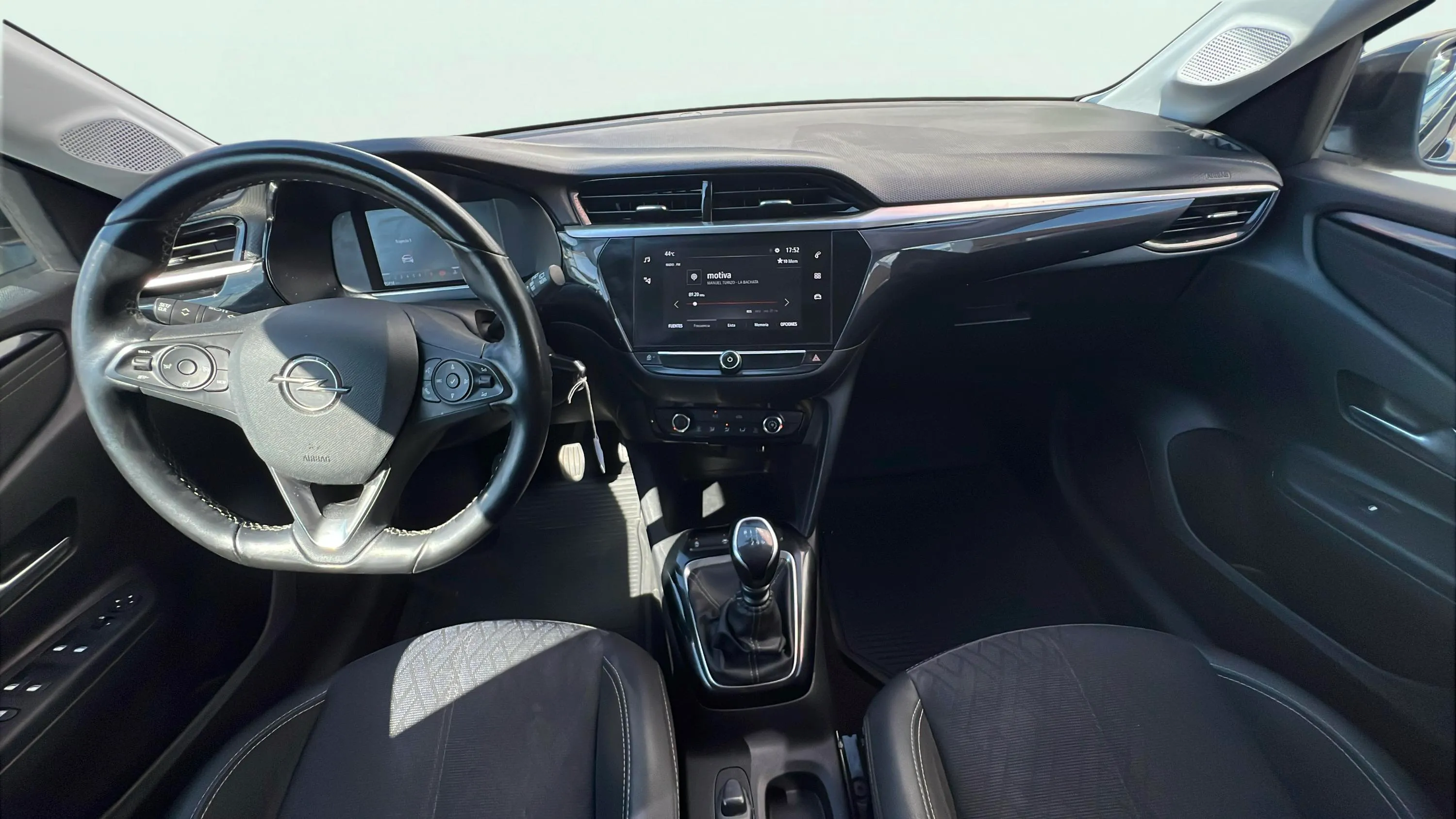 Opel Corsa 1.2T XHL Elegance - foto 10