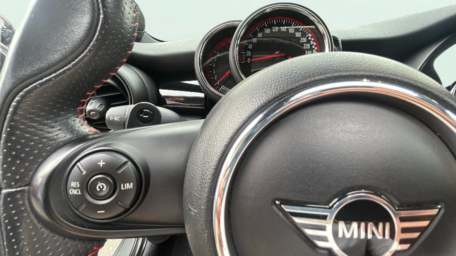 MINI Cooper John Cooper Works - foto 18