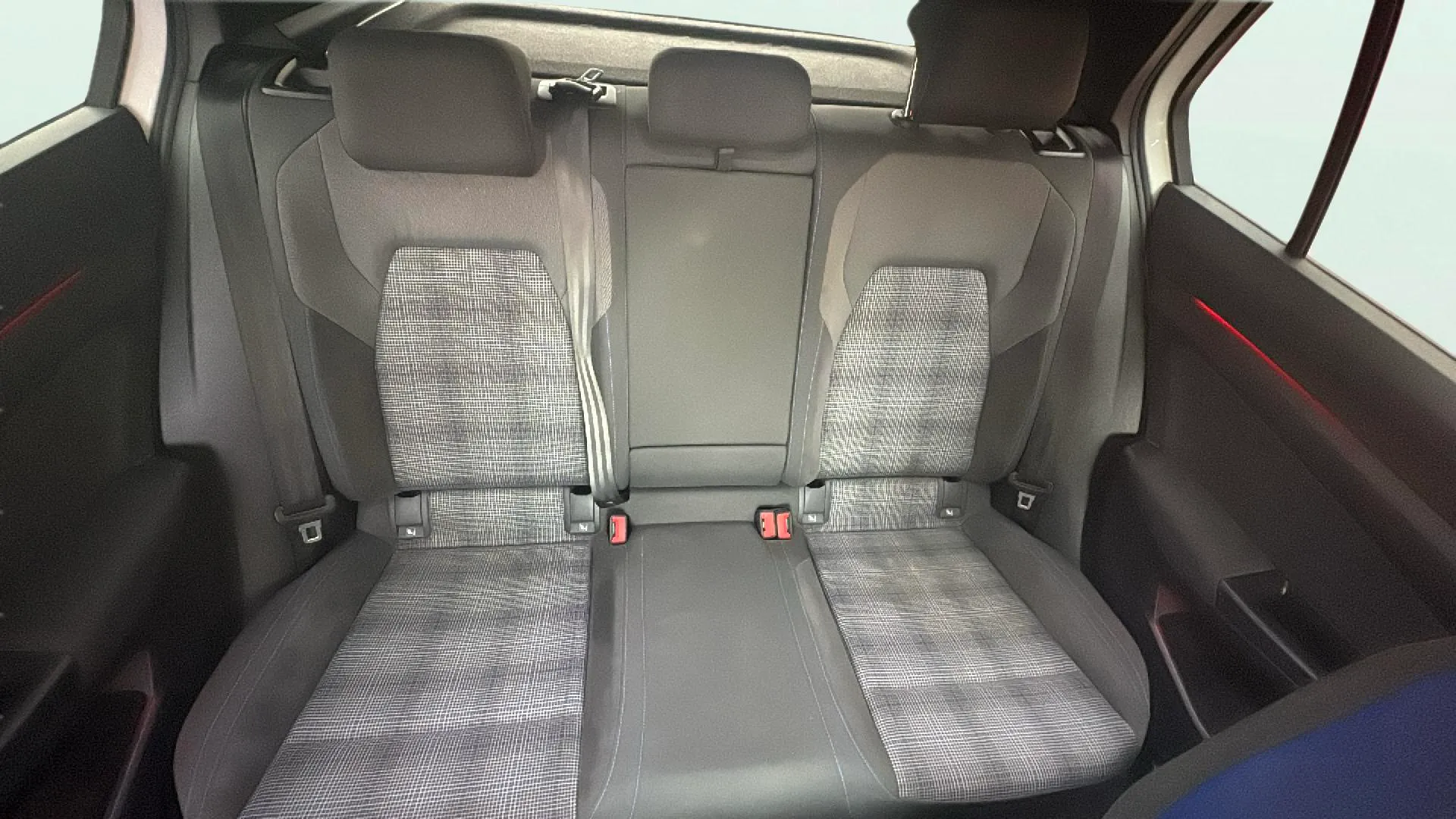 Volkswagen Golf GTE 1.4 TSI DSG - foto 16