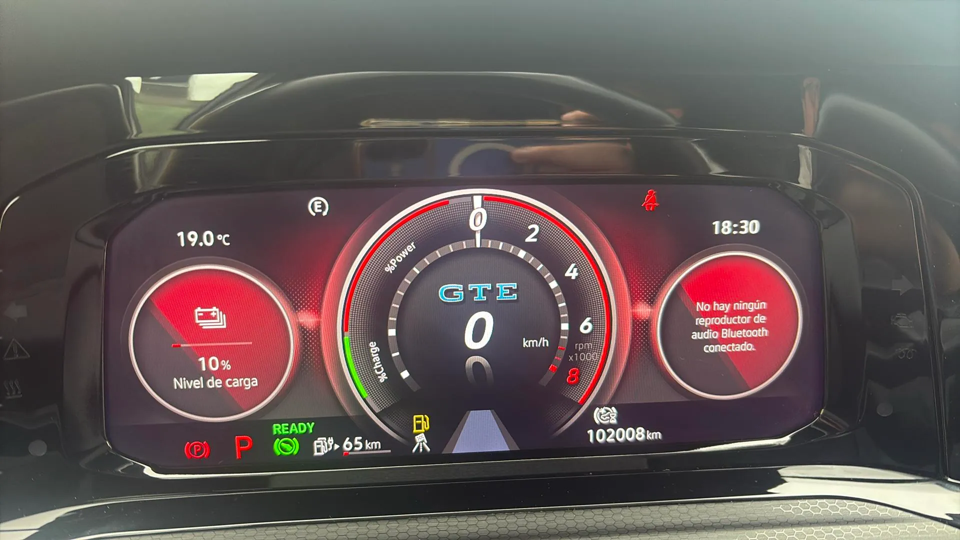 Volkswagen Golf GTE 1.4 TSI DSG - foto 13