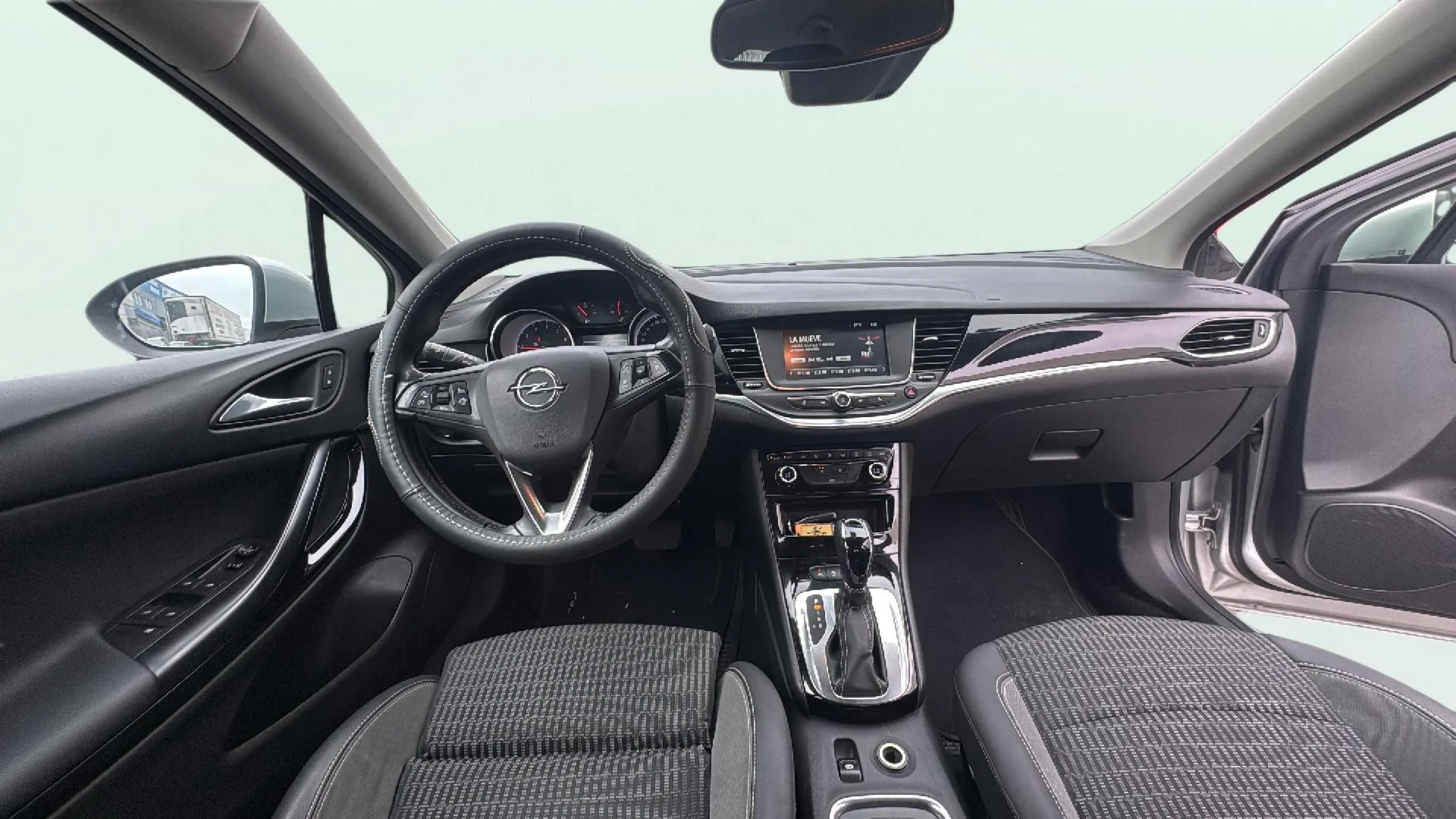 Opel Astra 1.4T SHT Elegance CVT - foto 13