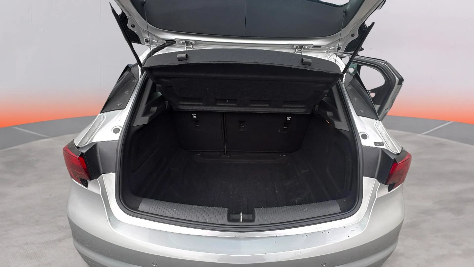 Opel Astra 1.4T SHT Elegance CVT - foto 12