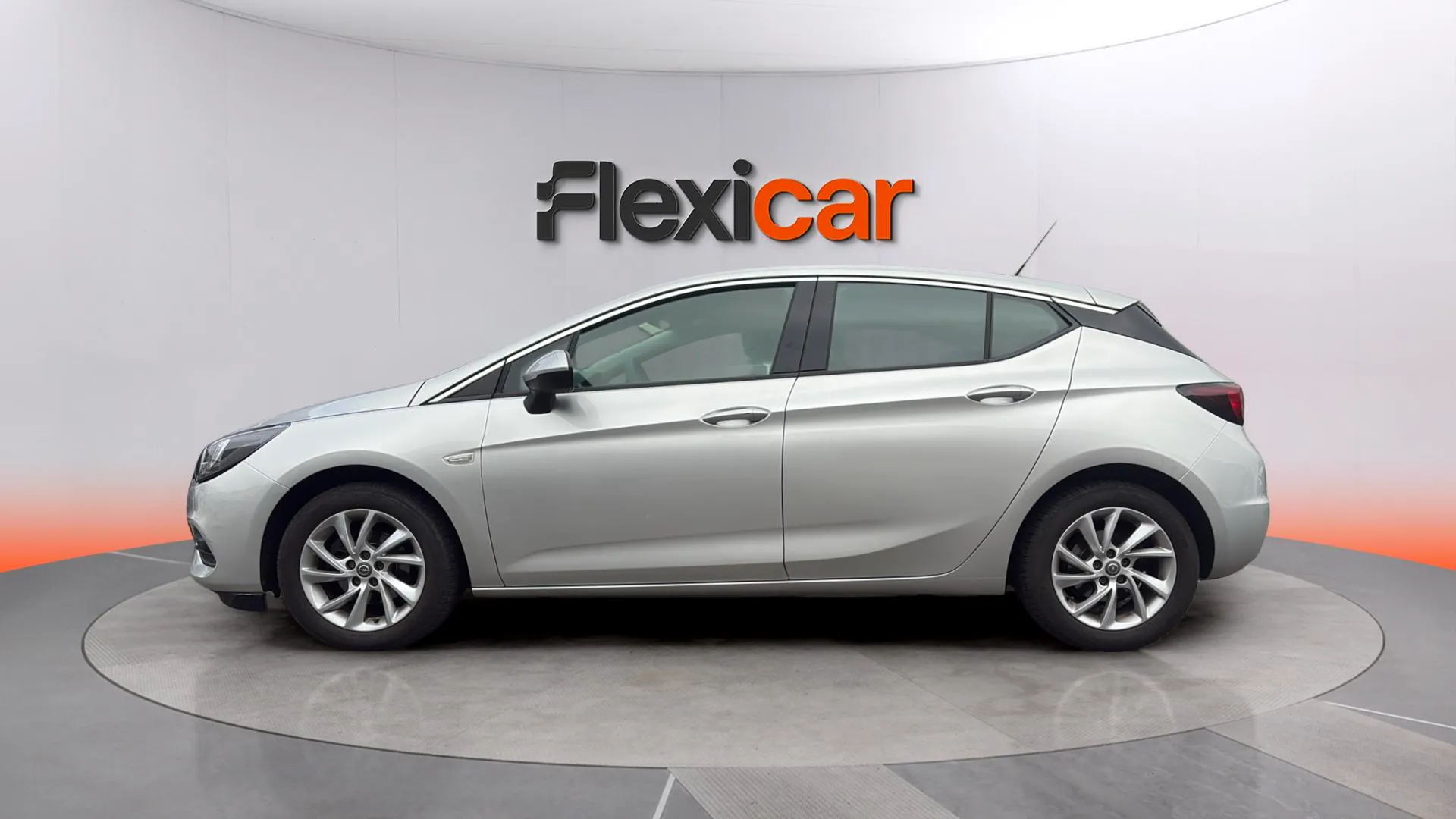 Opel Astra 1.4T SHT Elegance CVT - foto 5