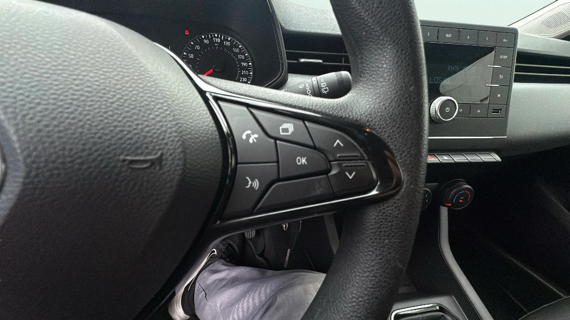Renault Clio Business TCe - foto 16