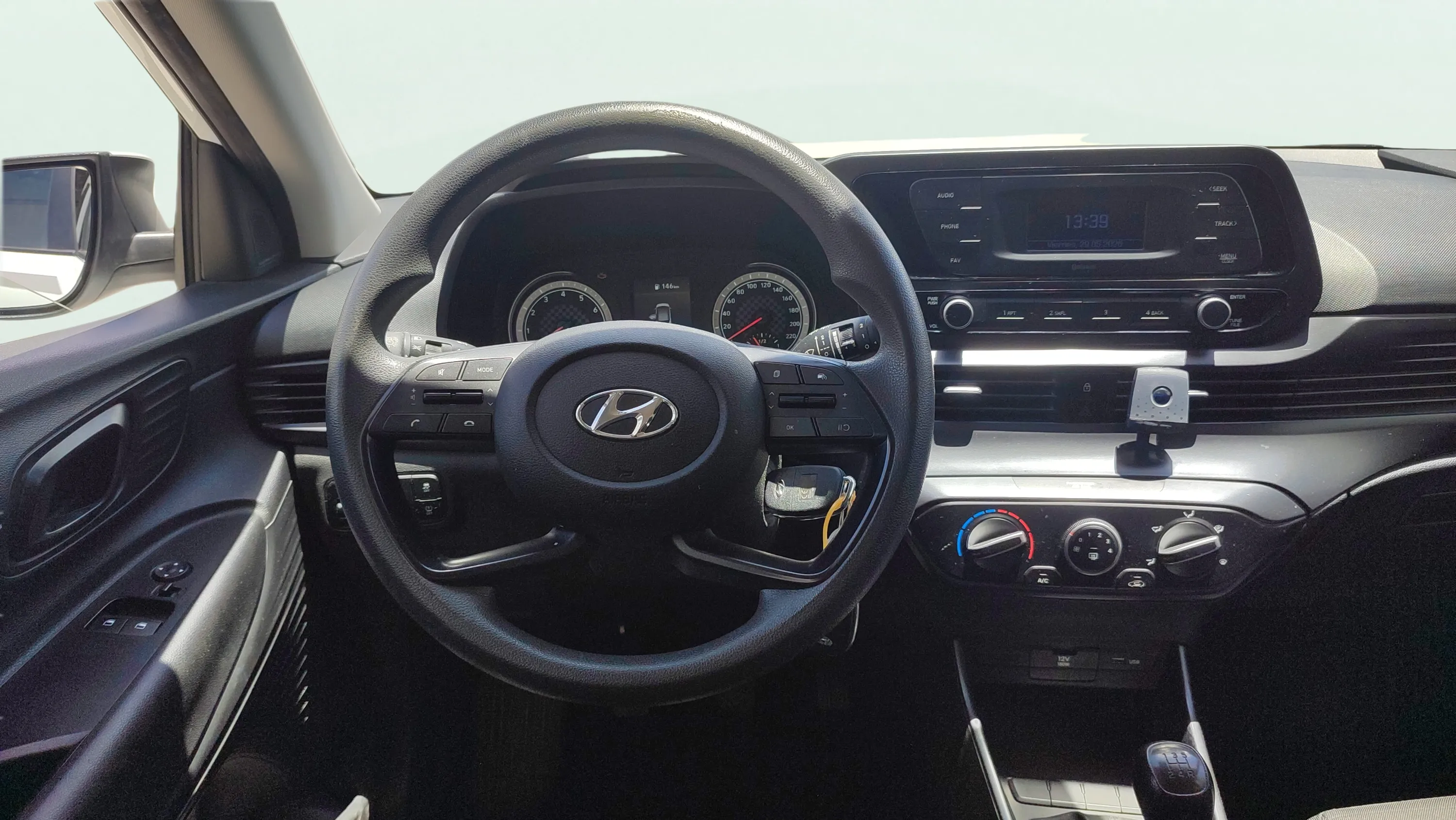 Hyundai i20 1.2 MPI Essence - foto 6