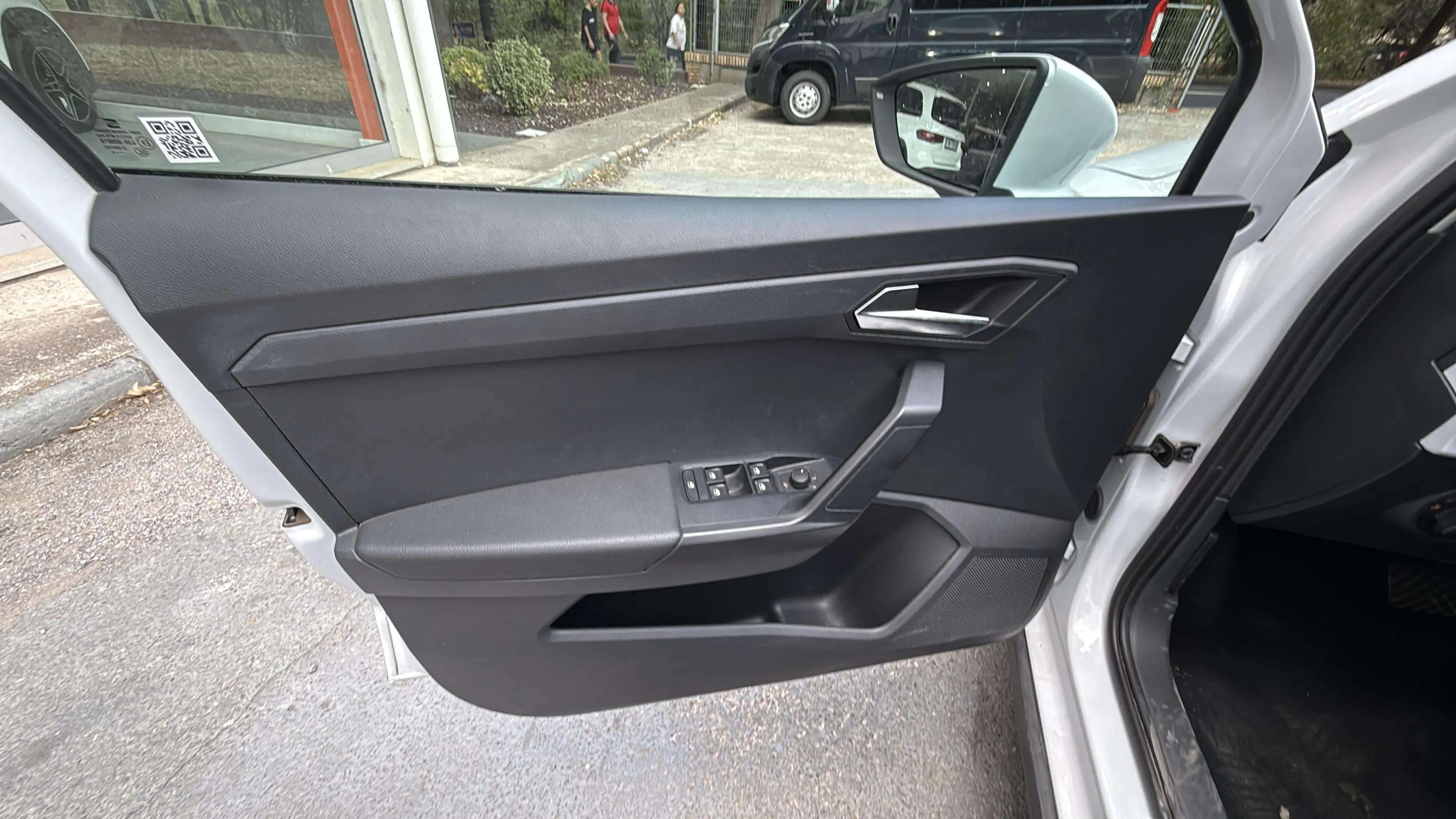 SEAT Arona 1.0 TSI DSG Style XL - foto 17