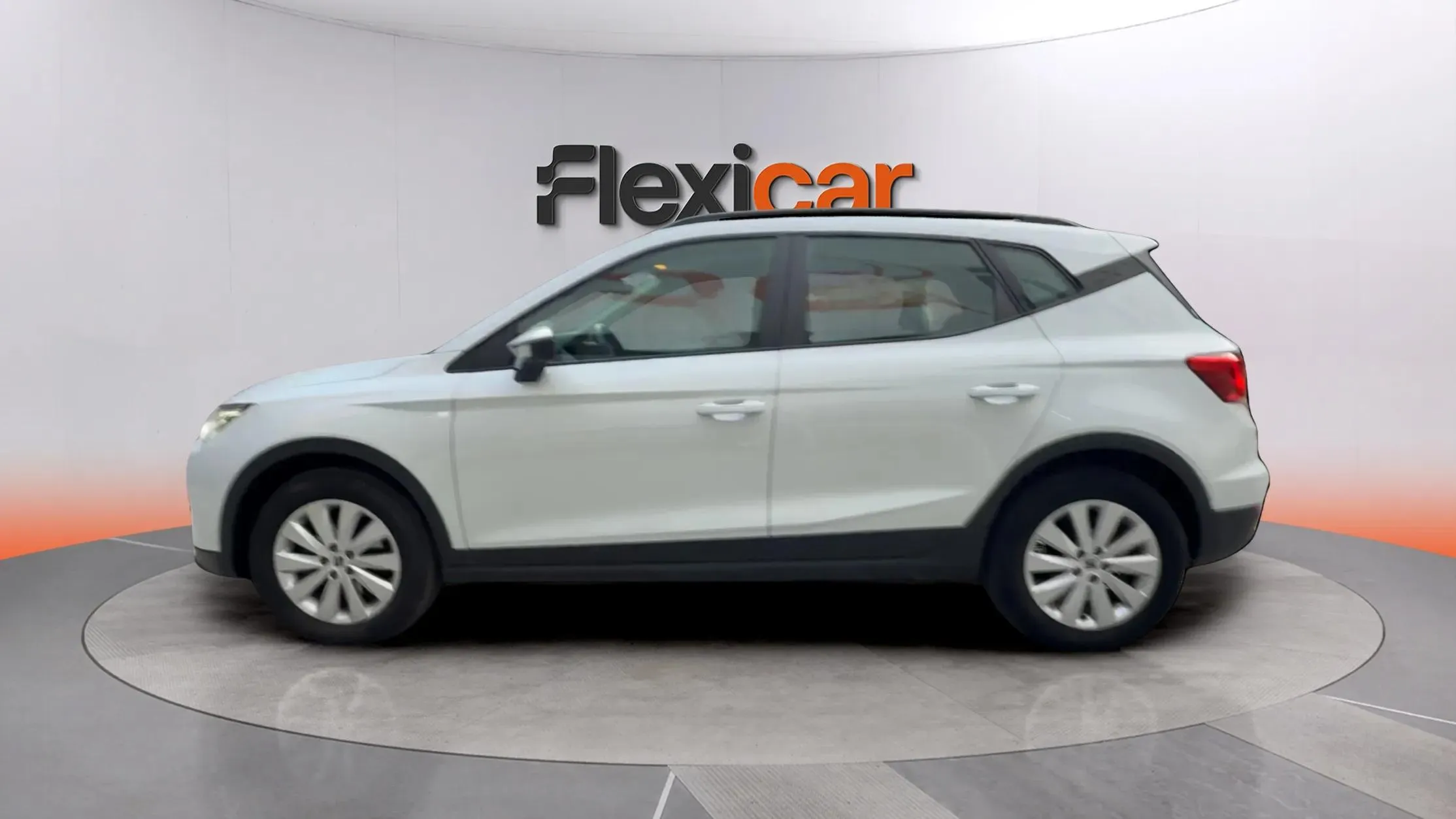 SEAT Arona 1.0 TSI DSG Style XL - foto 4