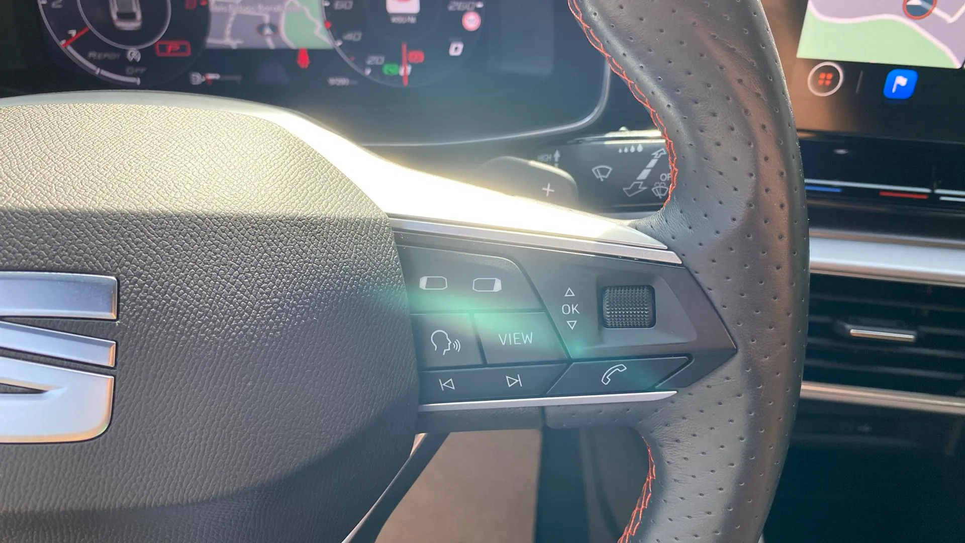 SEAT León SP 1.5 eTSI DSG FR Go XL - foto 19