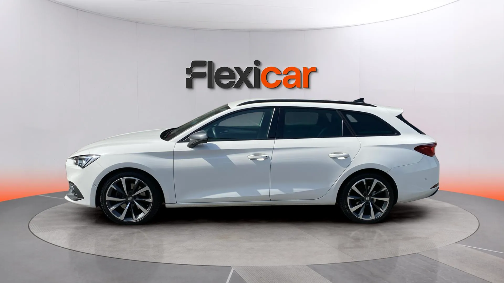 SEAT León SP 1.5 eTSI DSG FR Go XL - foto 4