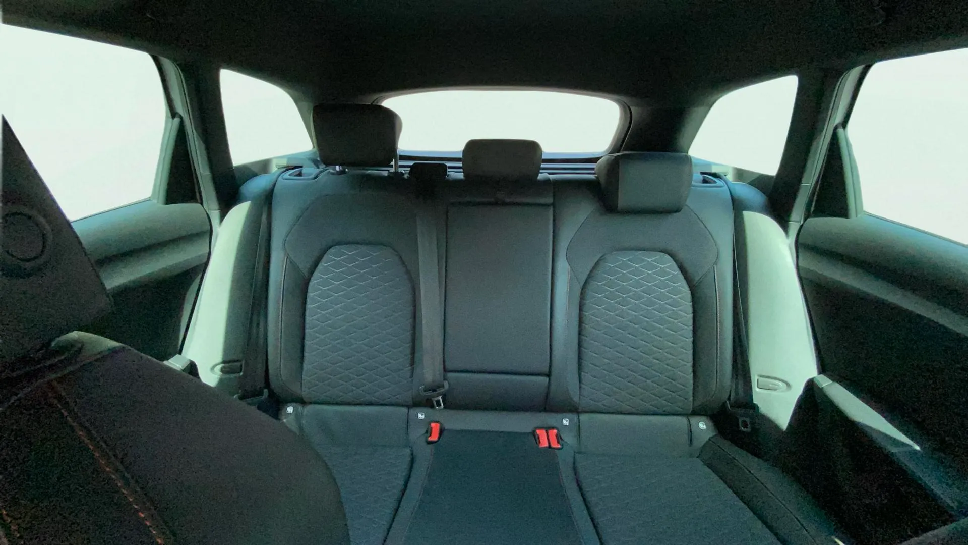 SEAT León SP 1.5 eTSI DSG FR Go XL - foto 25