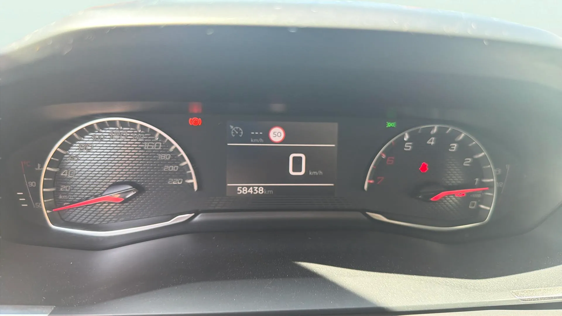 Peugeot 208 Active PureTech 100 - foto 18