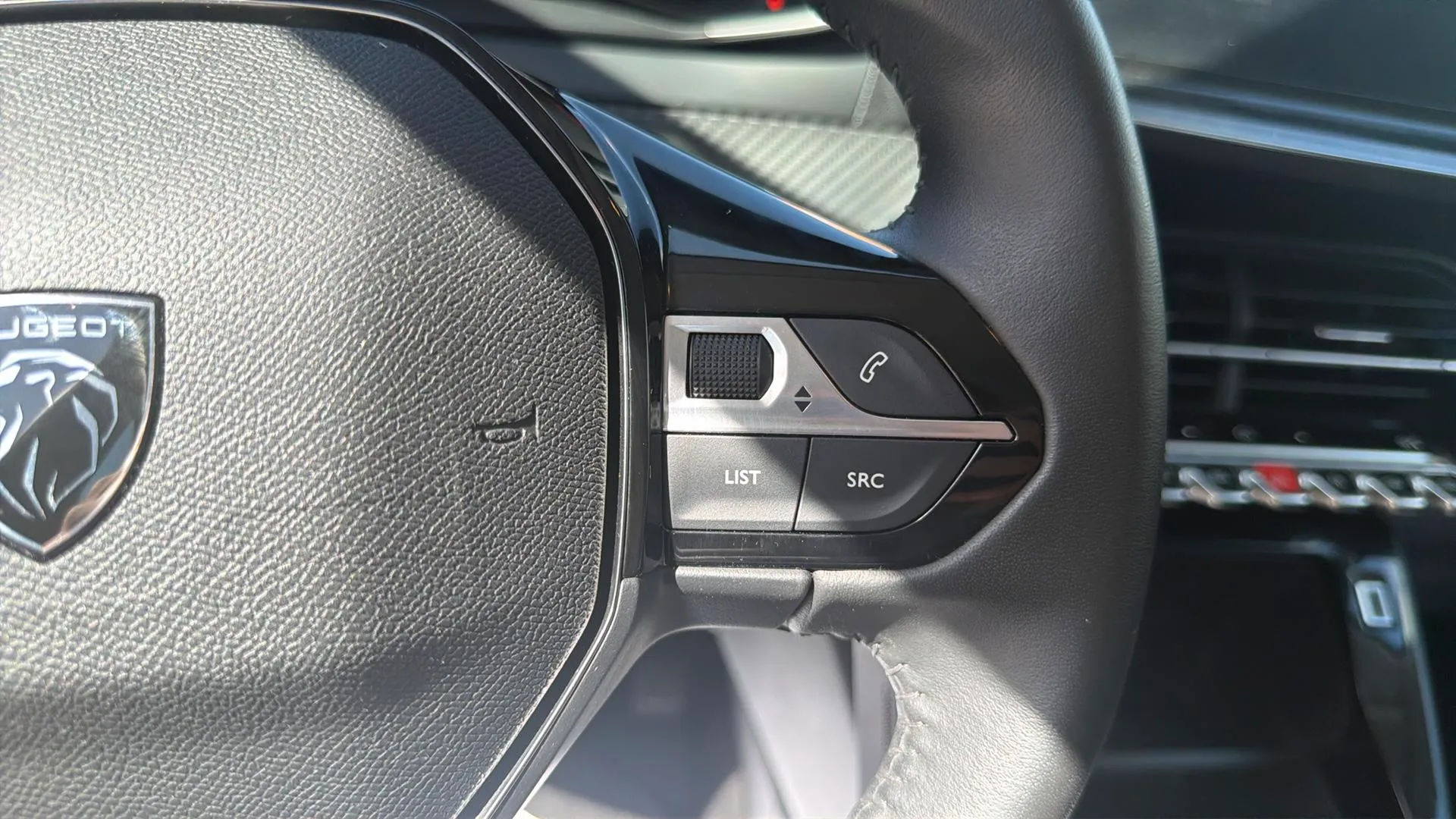 Peugeot 208 Active PureTech 100 - foto 16