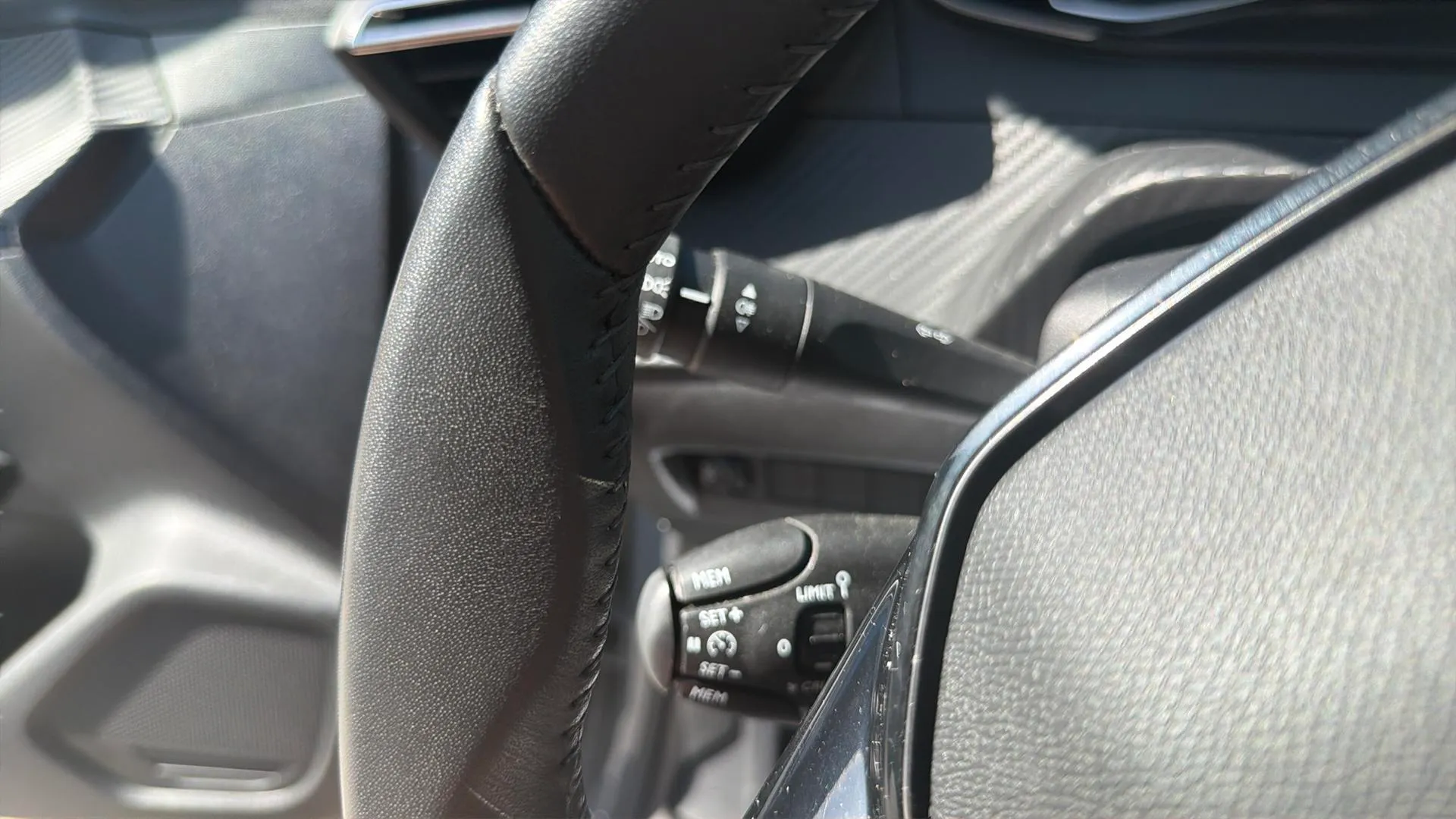 Peugeot 208 Active PureTech 100 - foto 13