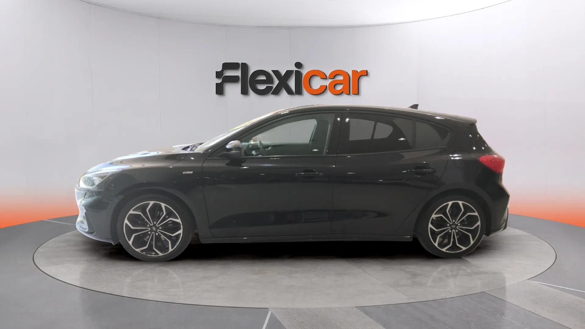 Ford Focus 1.5 EcoBoost ST-Line - foto 5