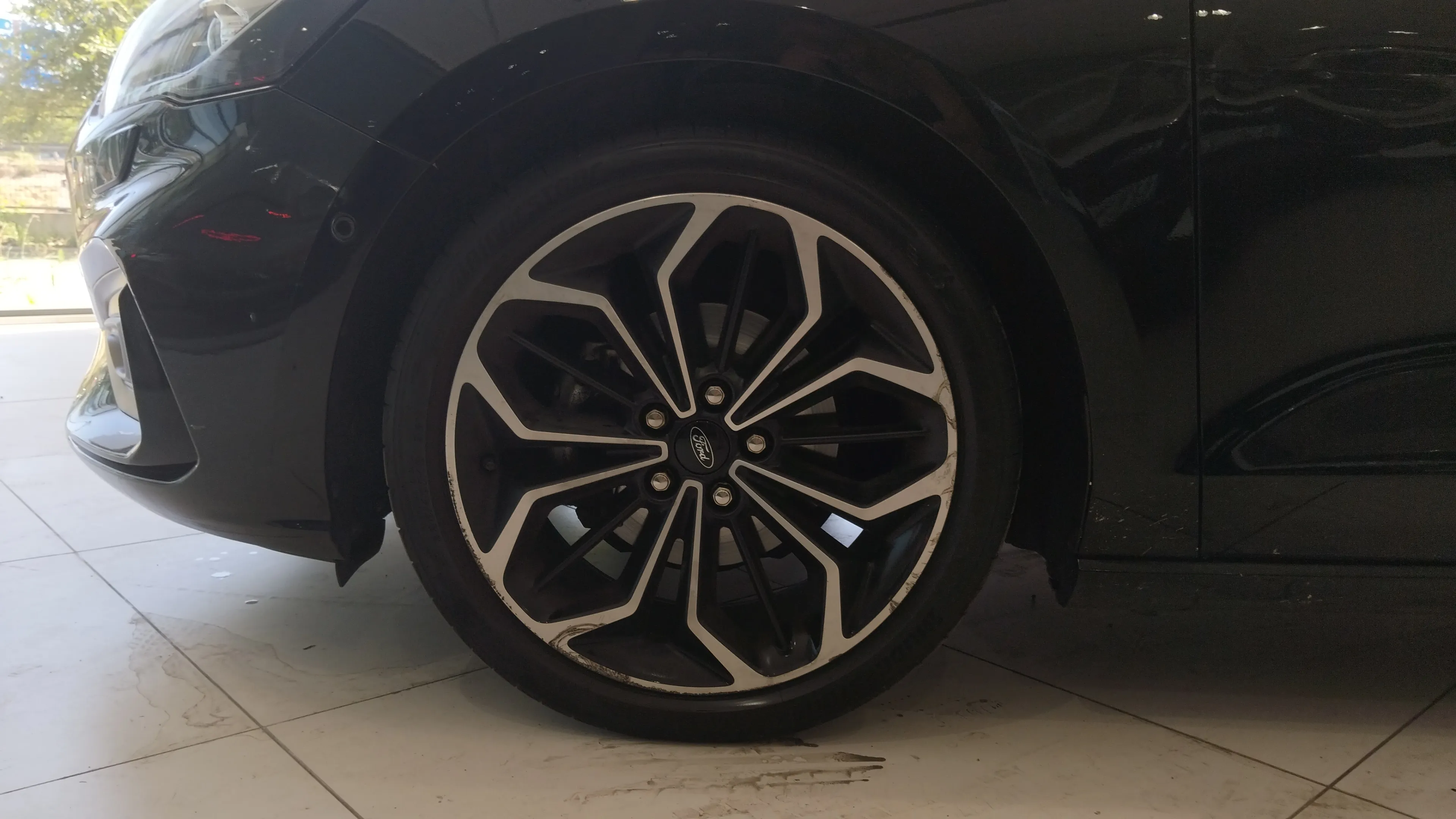 Ford Focus 1.5 EcoBoost ST-Line - foto 6