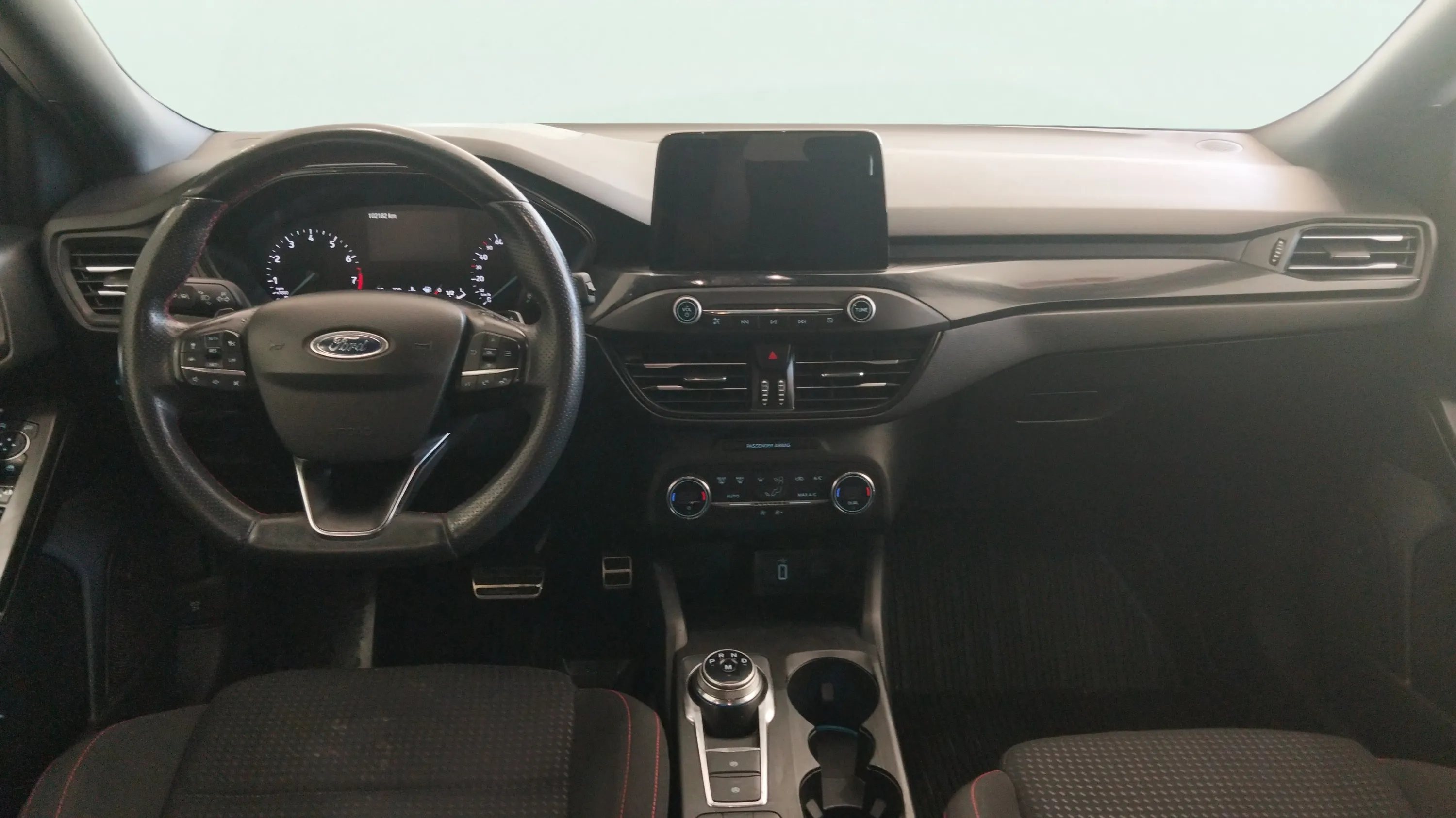 Ford Focus 1.5 EcoBoost ST-Line - foto 11