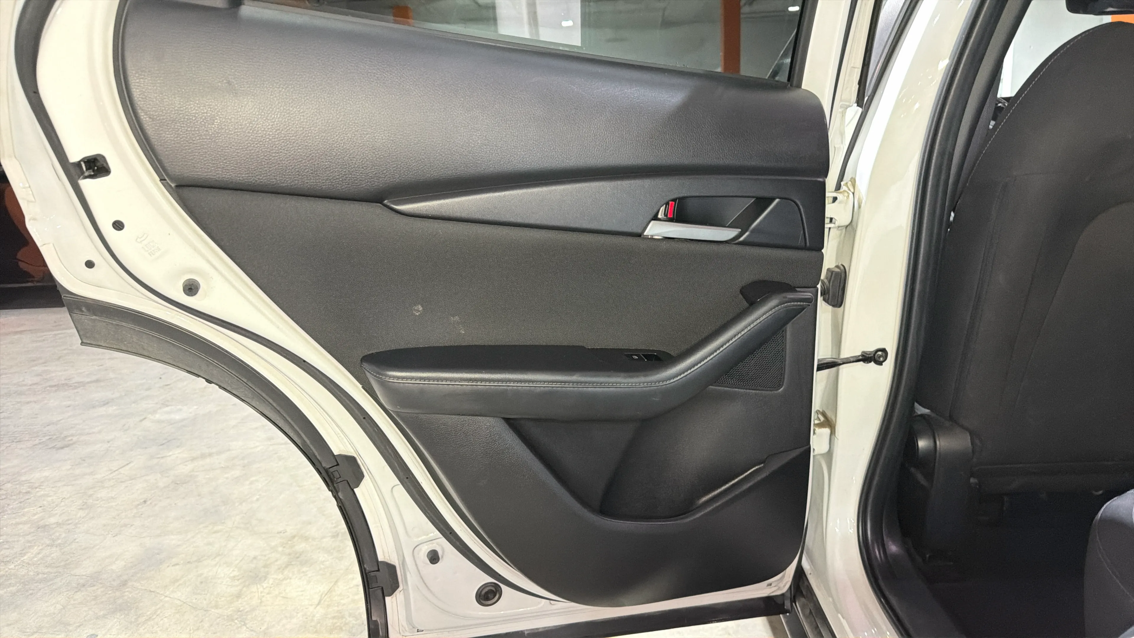 Mazda CX-30 e-Skyactiv G MHEV Prime-line - foto 27