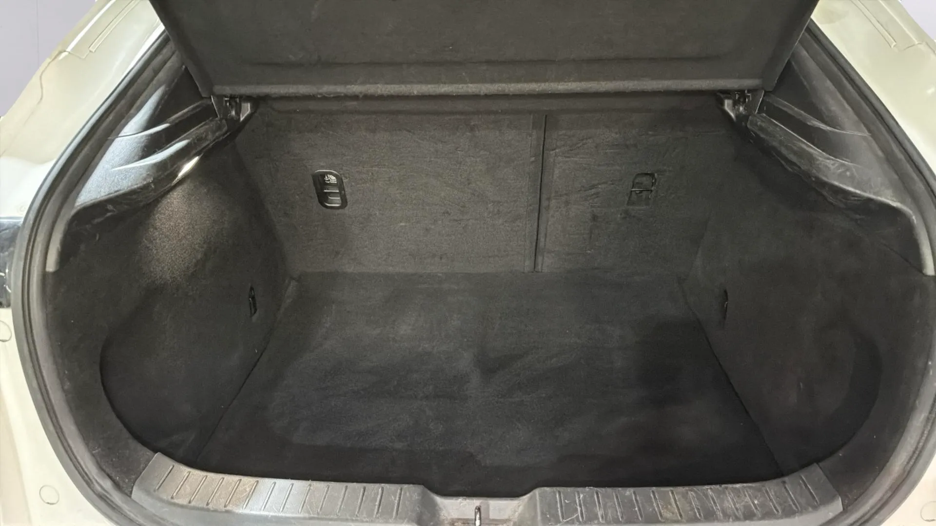Mazda CX-30 e-Skyactiv G MHEV Prime-line - foto 16