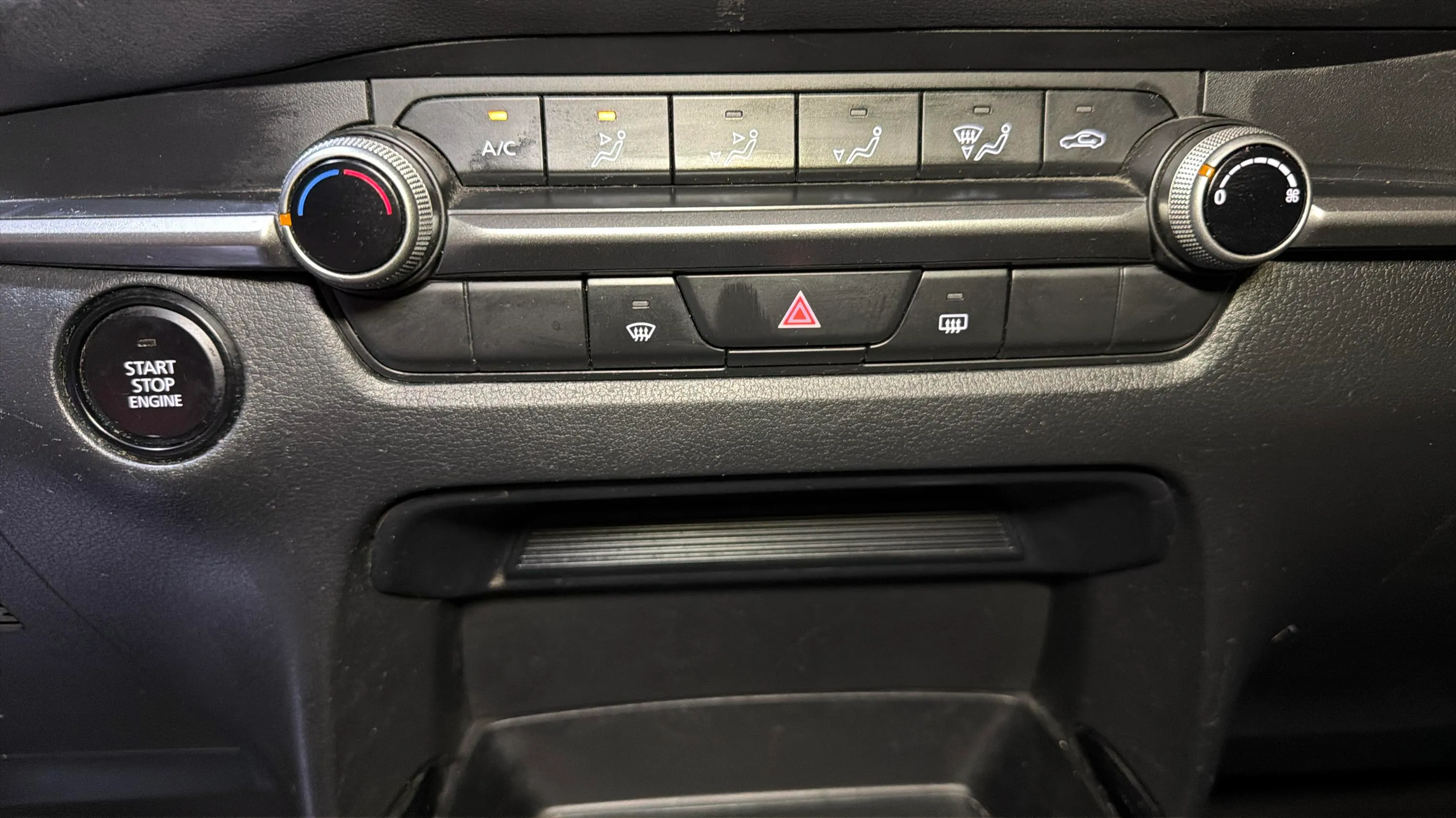 Mazda CX-30 e-Skyactiv G MHEV Prime-line - foto 14