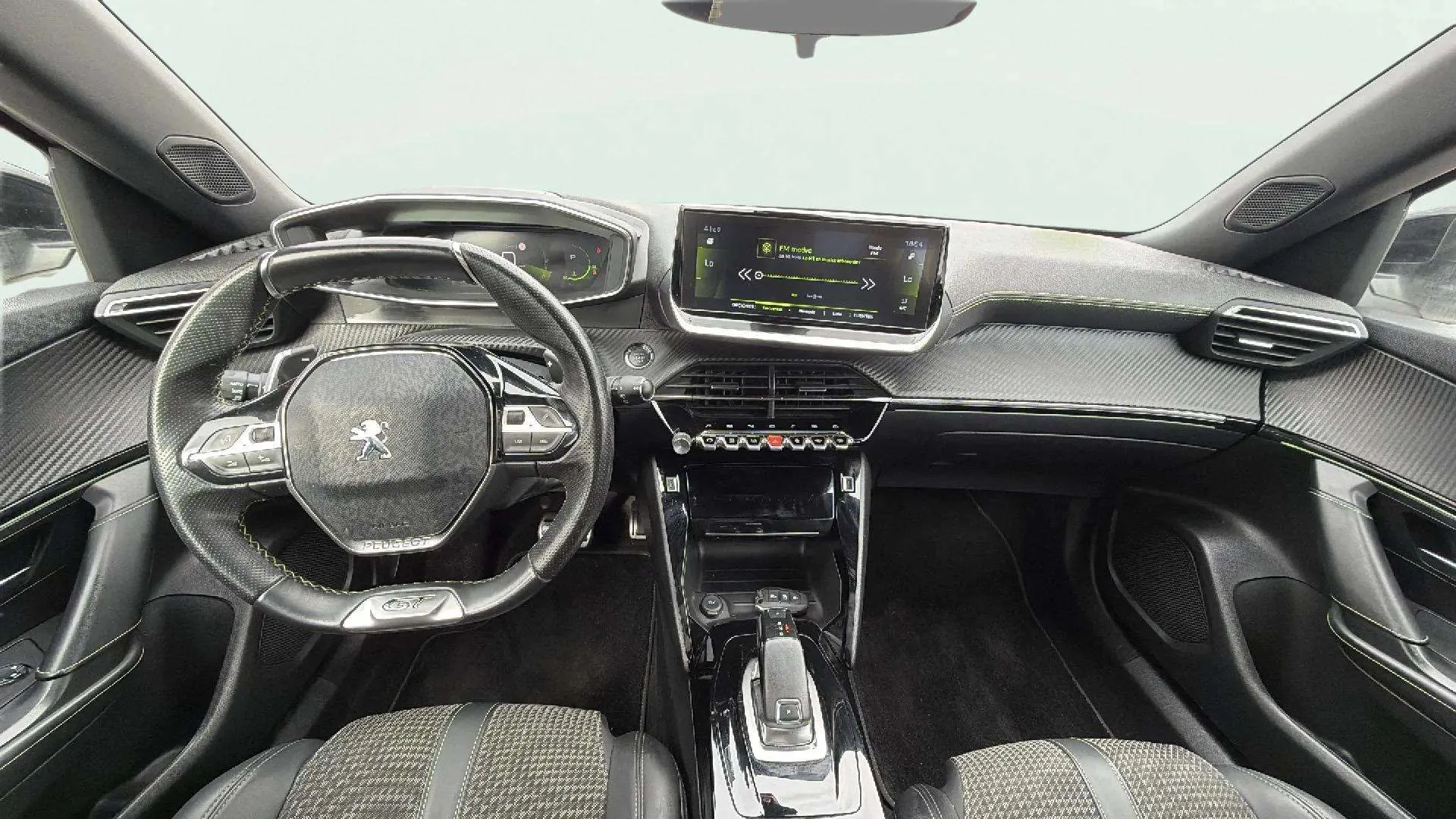 Peugeot 2008 GT Line PureTech 130 EAT8 - foto 10