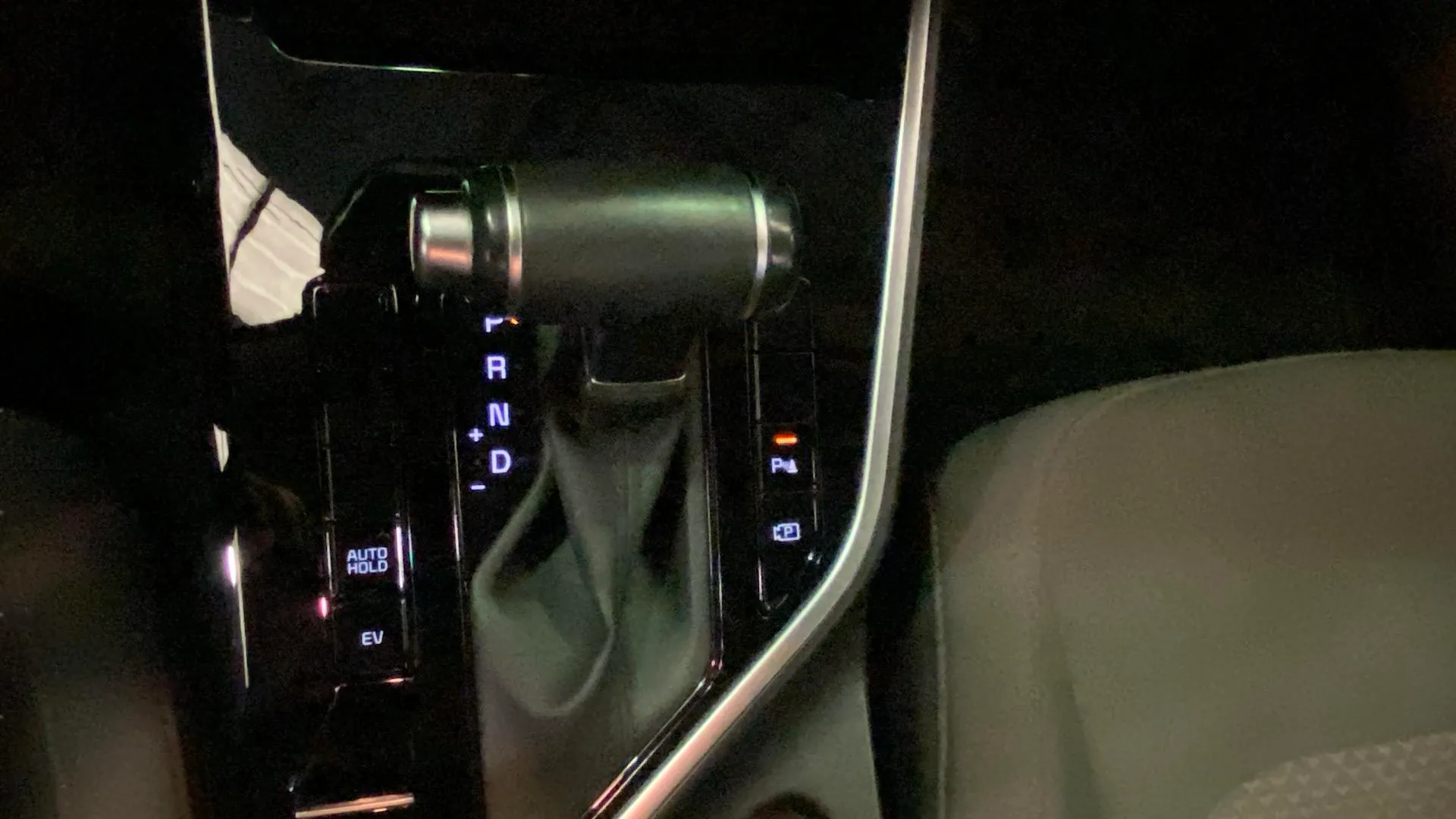 Kia Niro 1.6 GDi PHEV Concept - foto 29