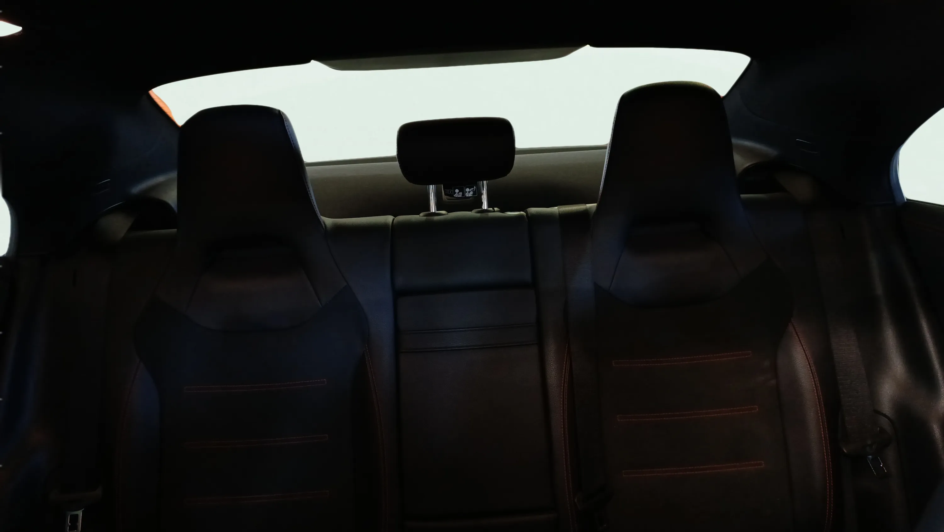Mercedes-Benz CLA 180 - foto 33