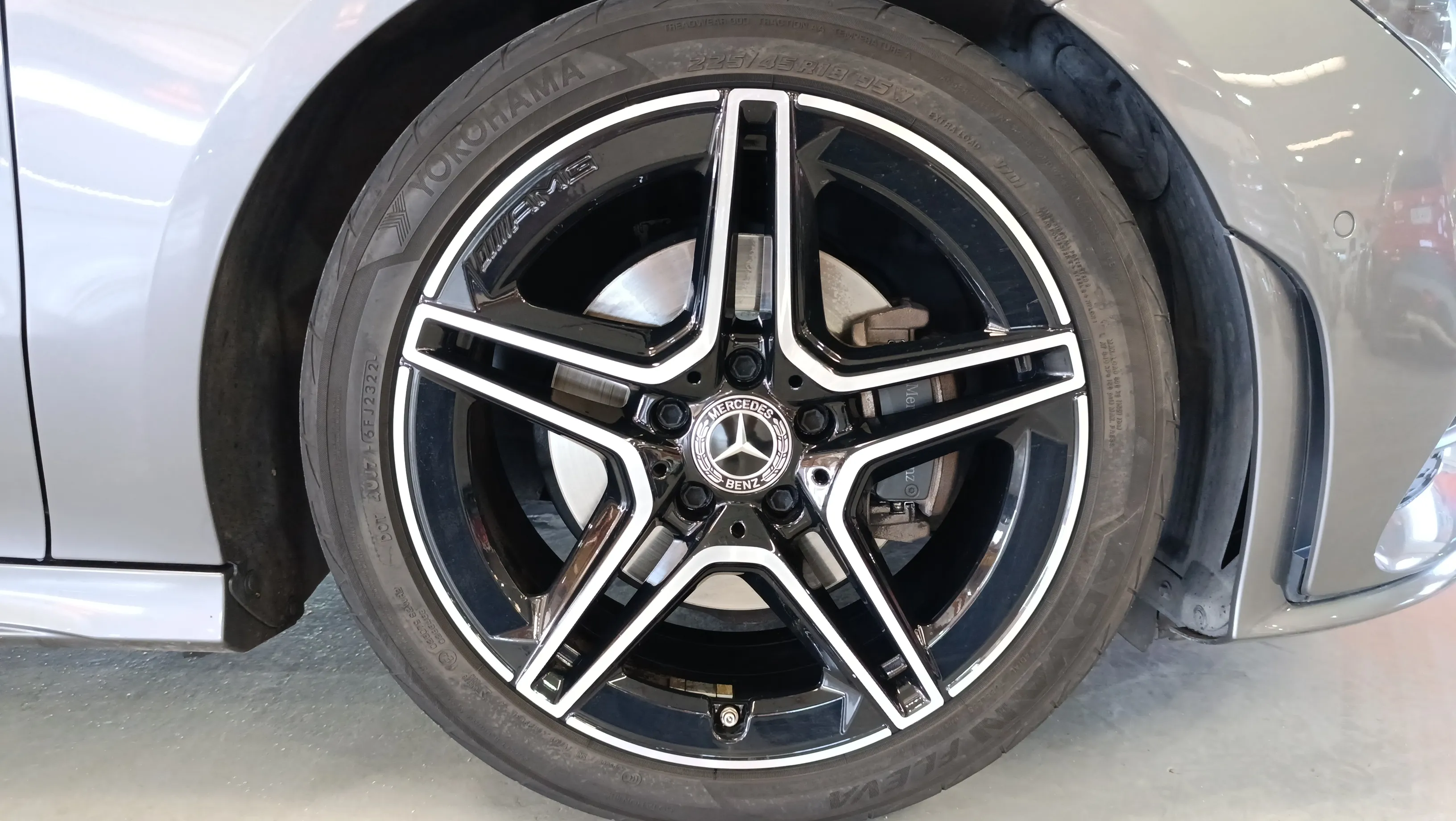 Mercedes-Benz CLA 180 - foto 39