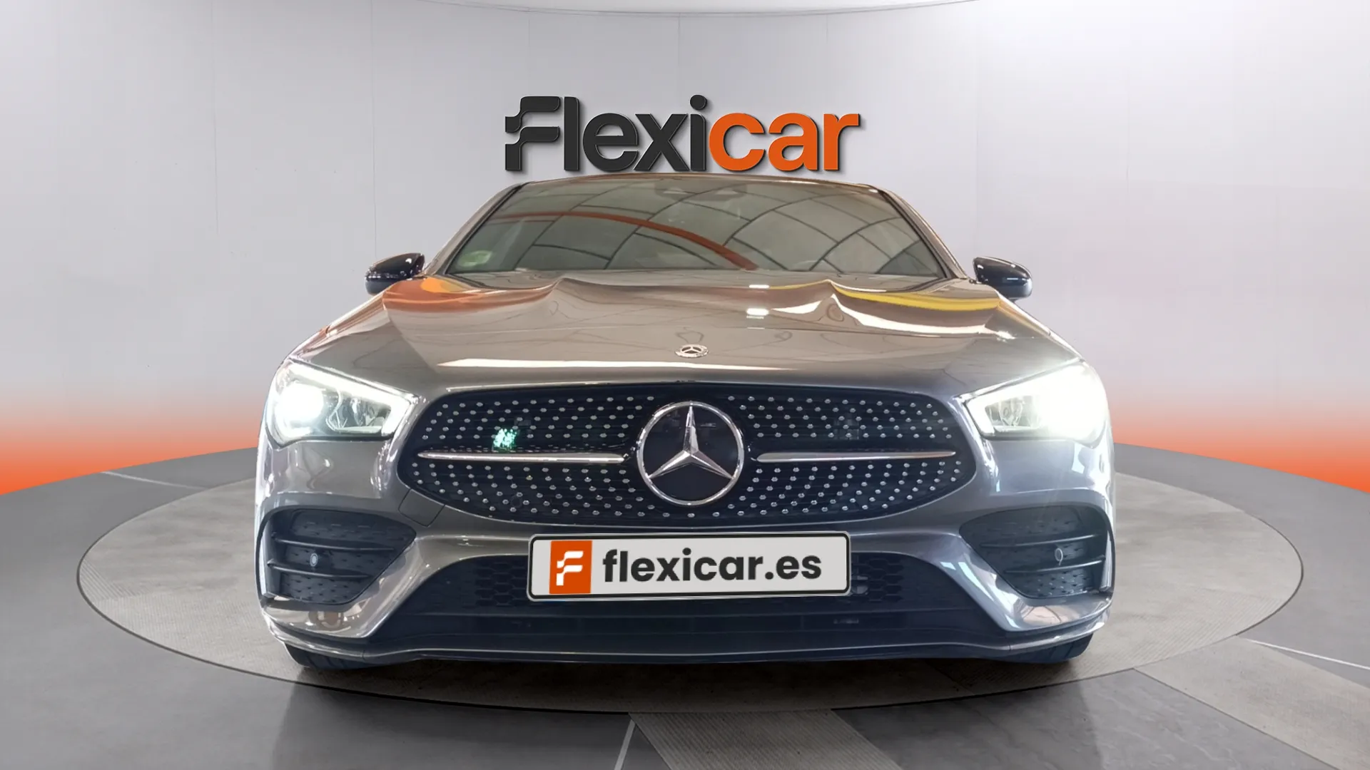 Mercedes-Benz CLA 180 - foto 8