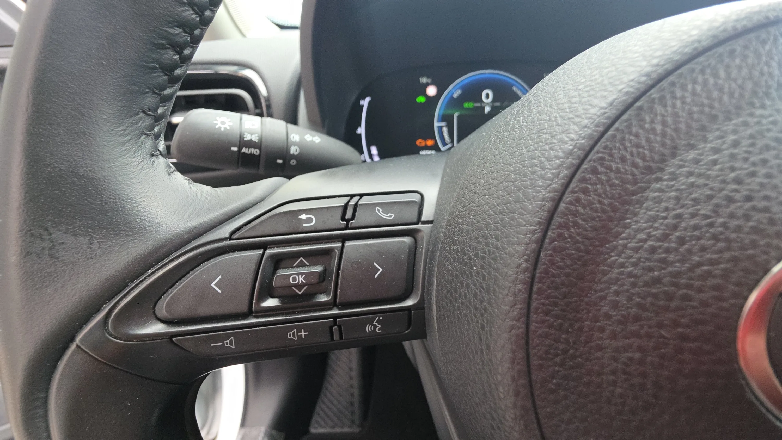 Toyota Yaris Cross 1.5 130H Business Plus - foto 14