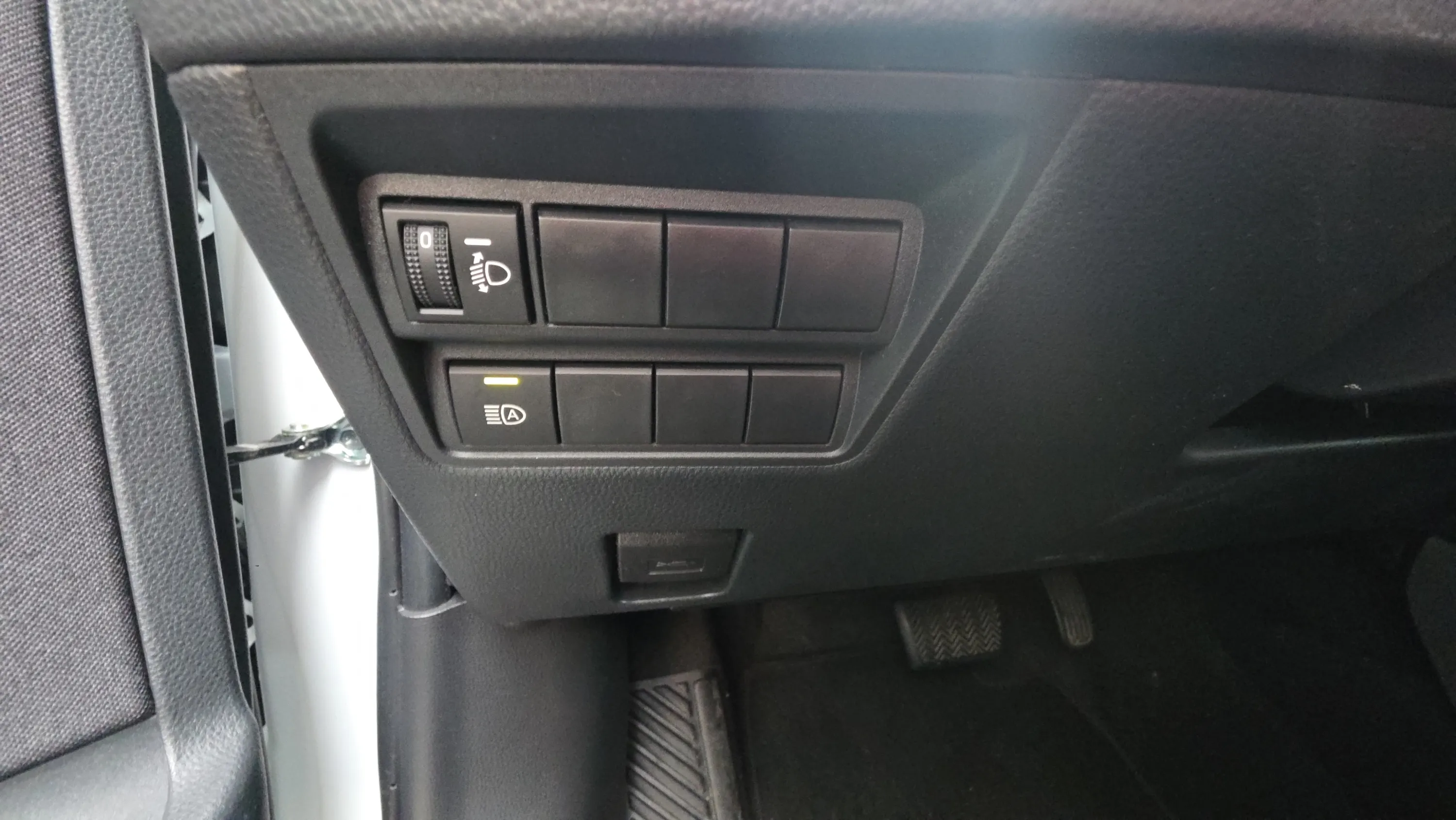 Toyota Yaris Cross 1.5 130H Business Plus - foto 26