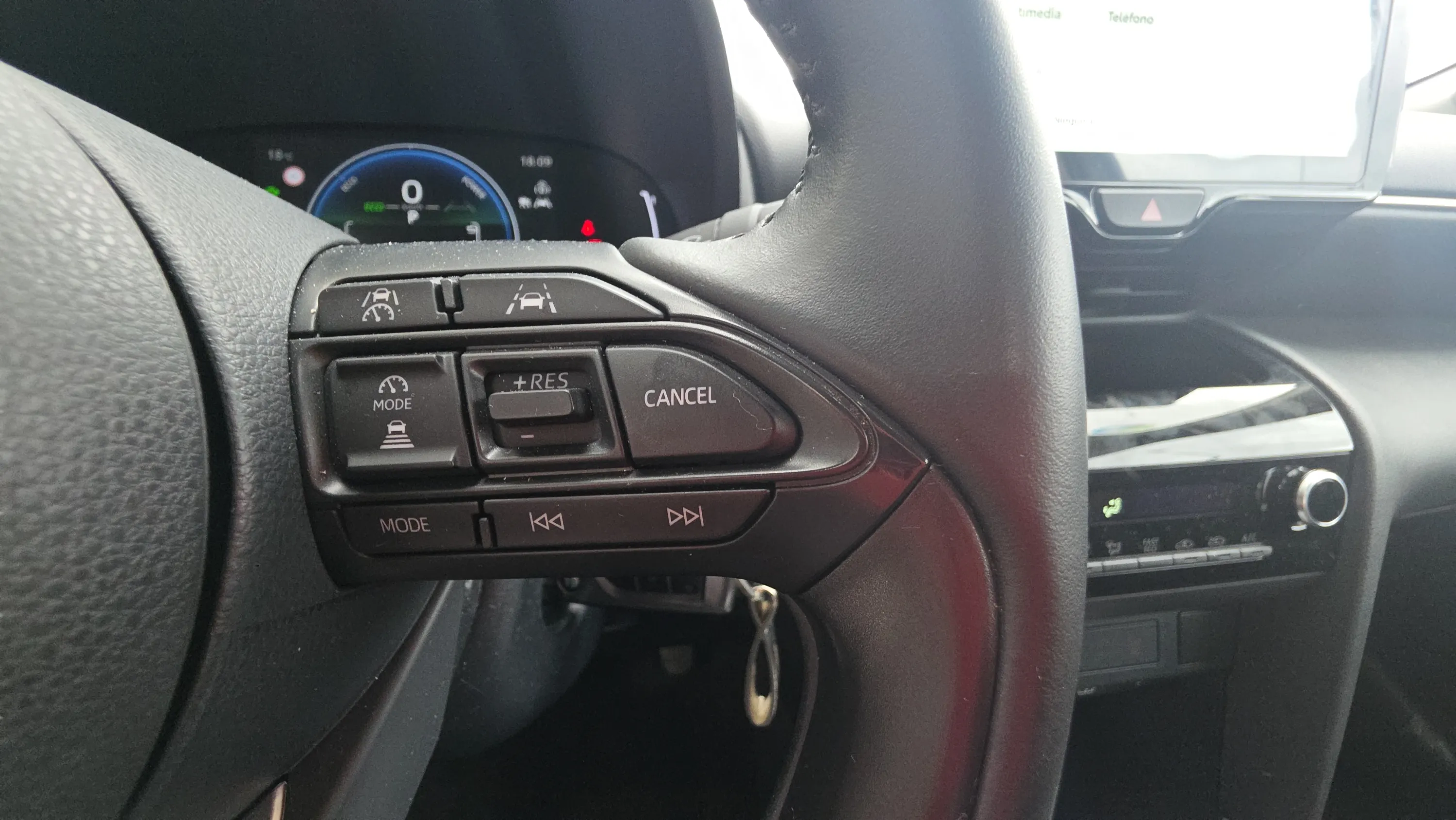 Toyota Yaris Cross 1.5 130H Business Plus - foto 15