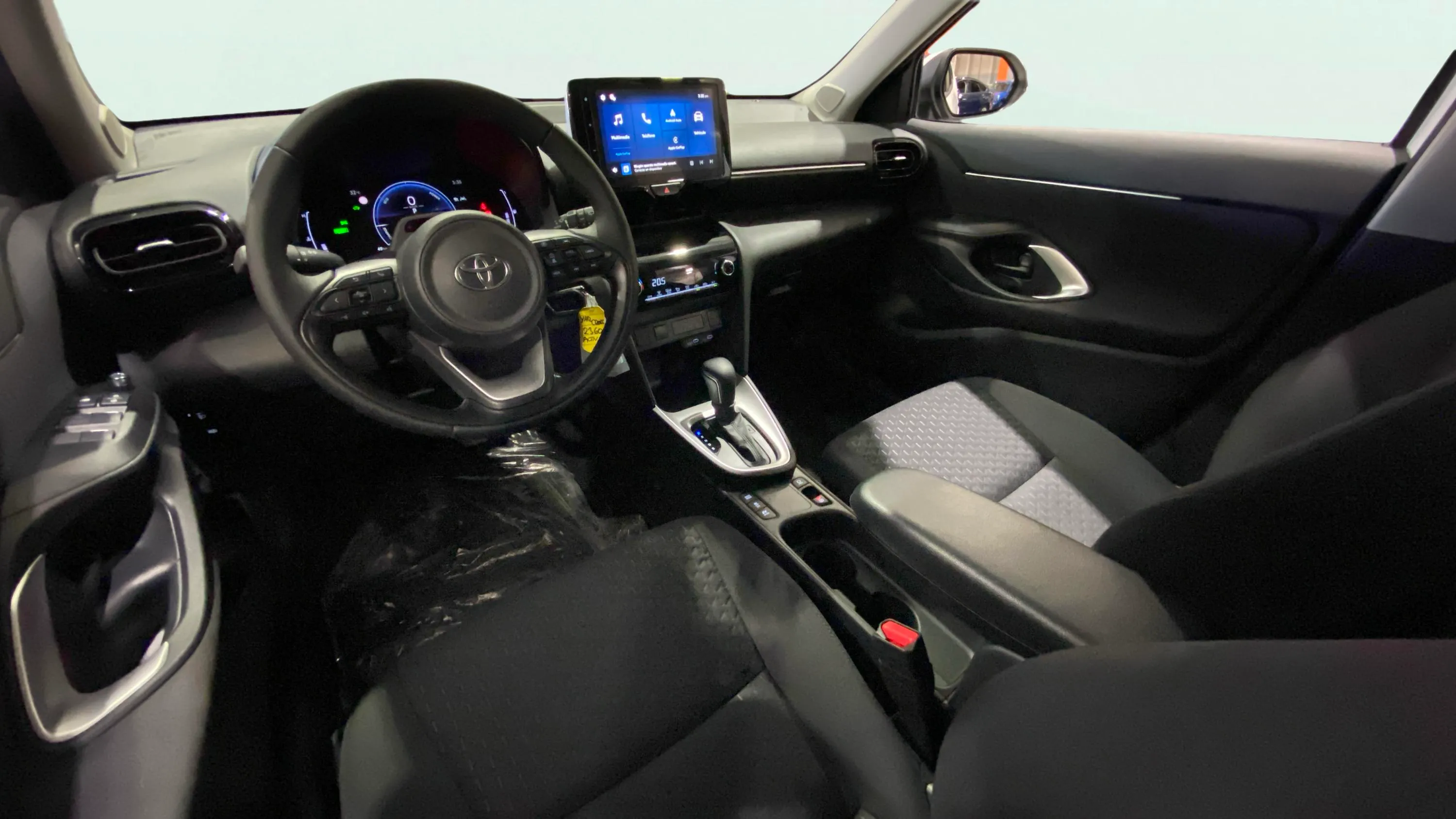 Toyota Yaris Cross 1.5 130H Active - foto 29