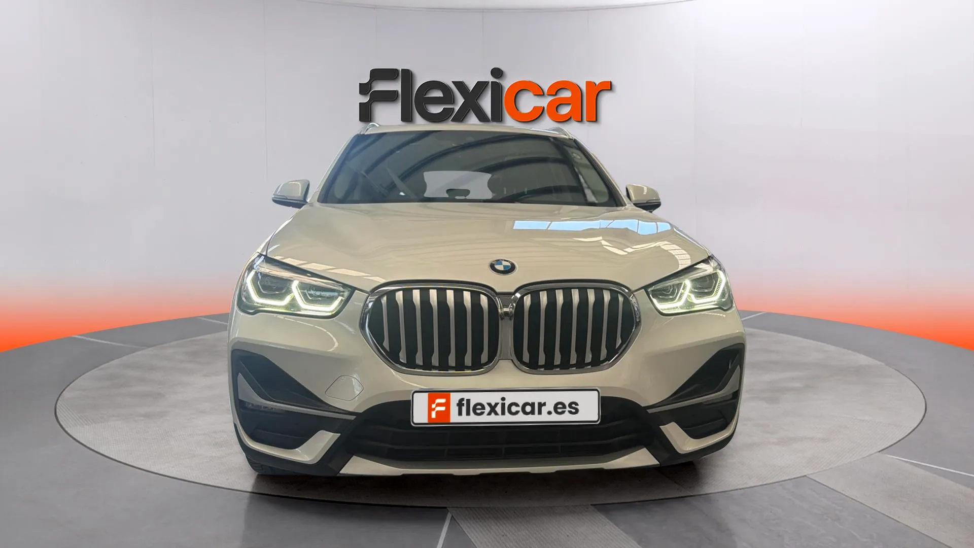 BMW X1 sDrive18d - foto 8