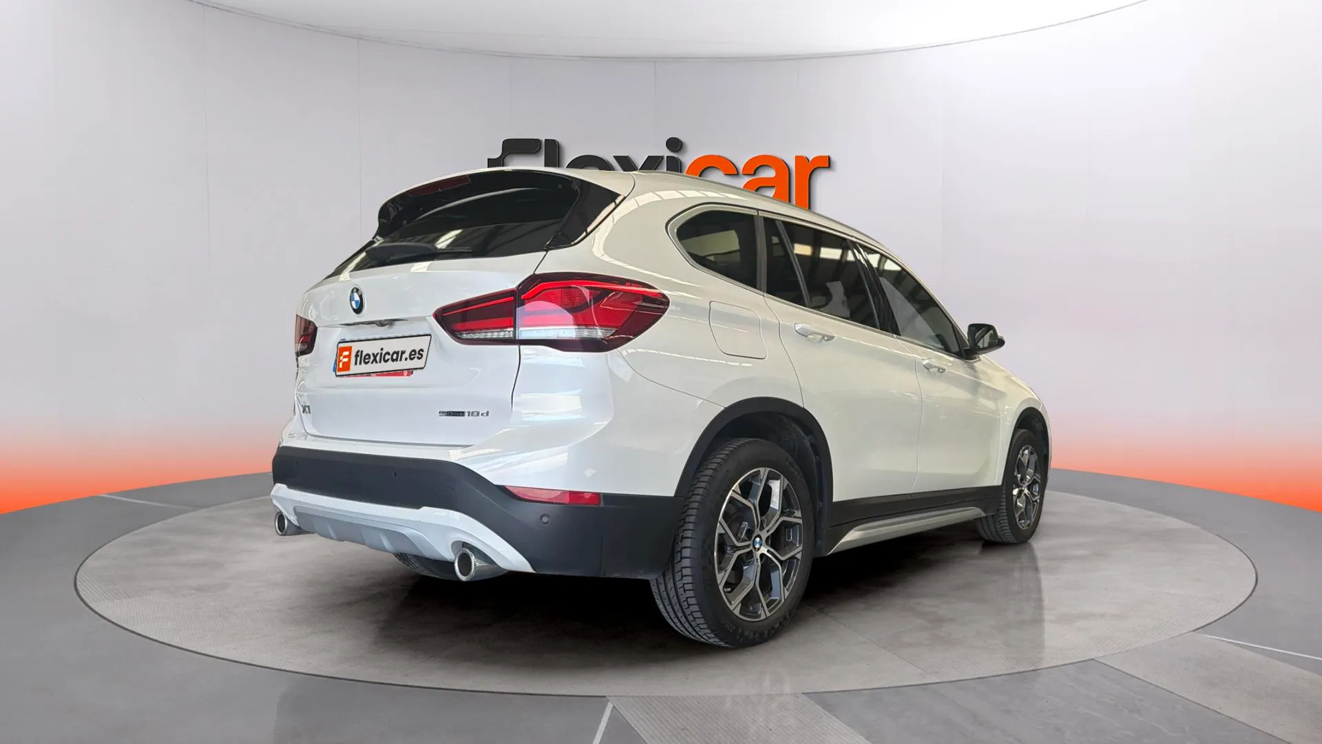 BMW X1 sDrive18d - foto 6