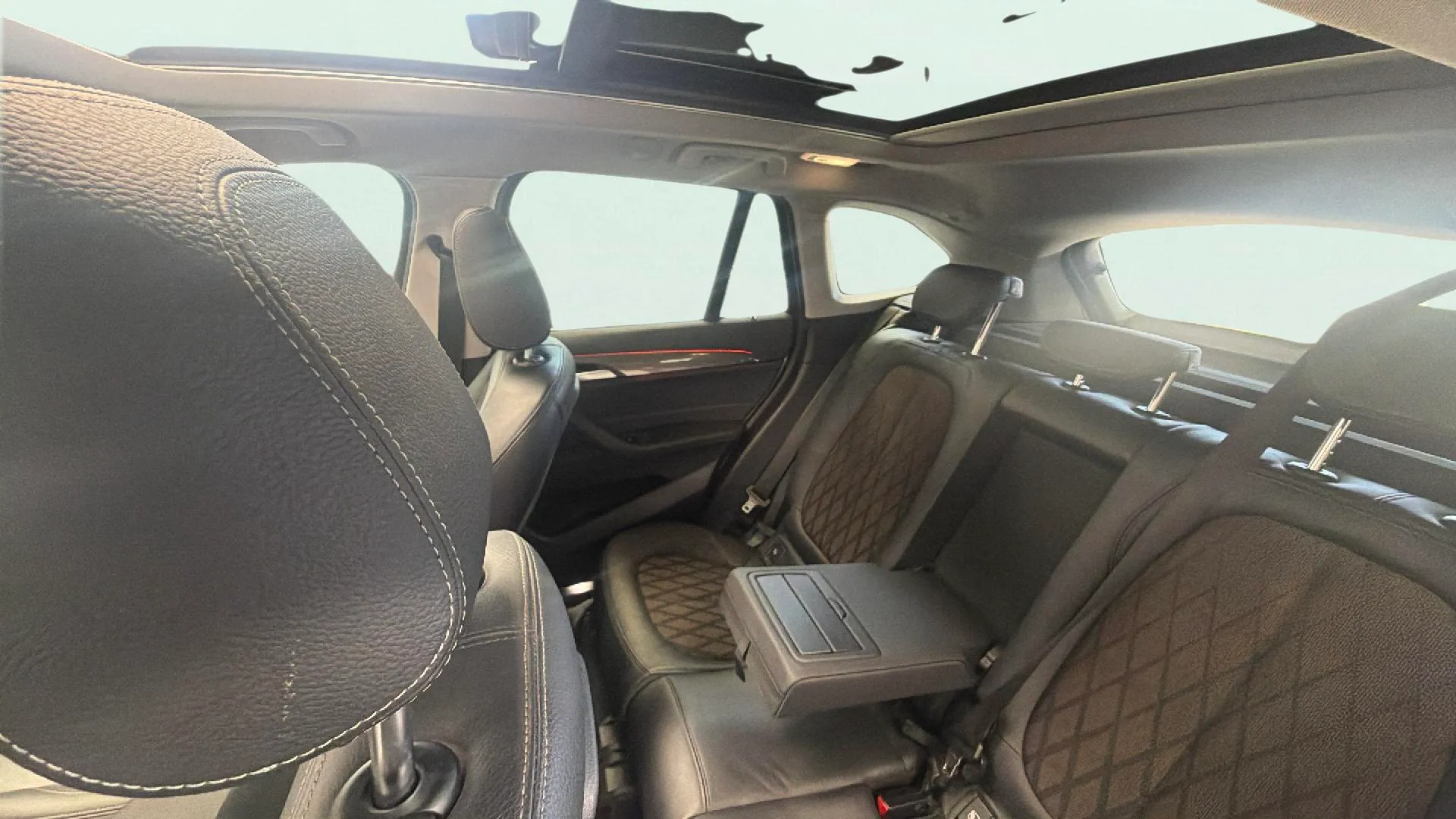 BMW X1 sDrive18d - foto 22