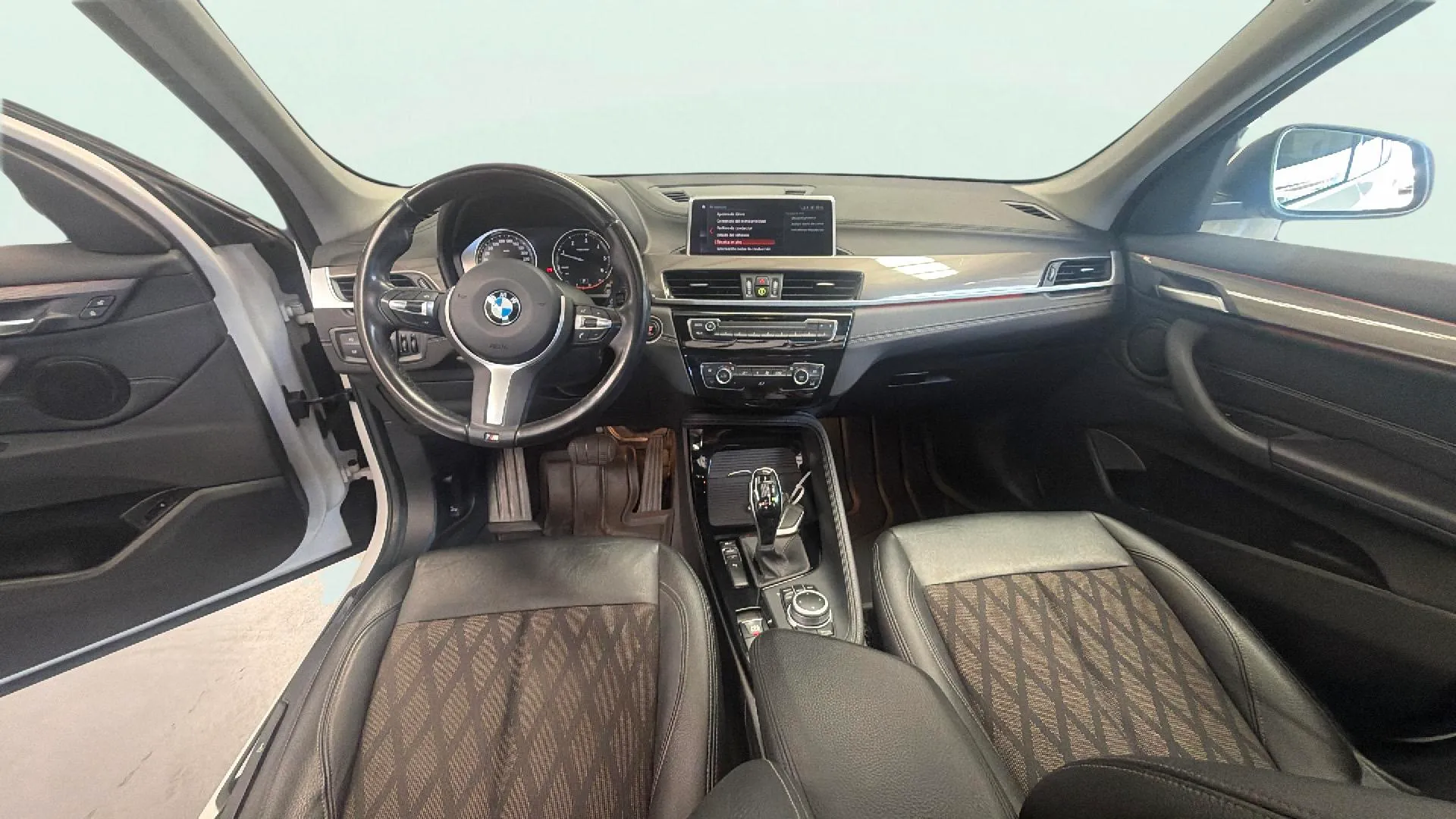 BMW X1 sDrive18d - foto 9