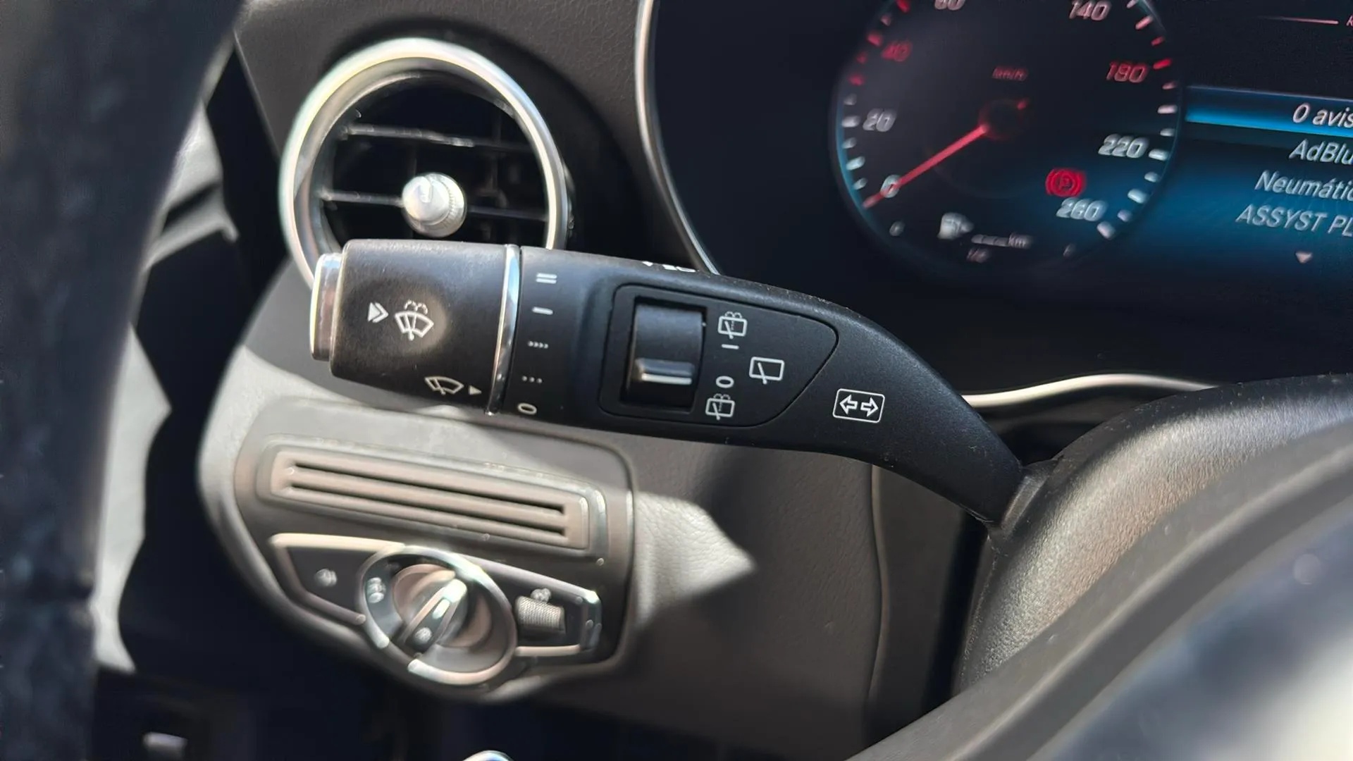 Mercedes-Benz GLC 200 d 4MATIC - foto 23