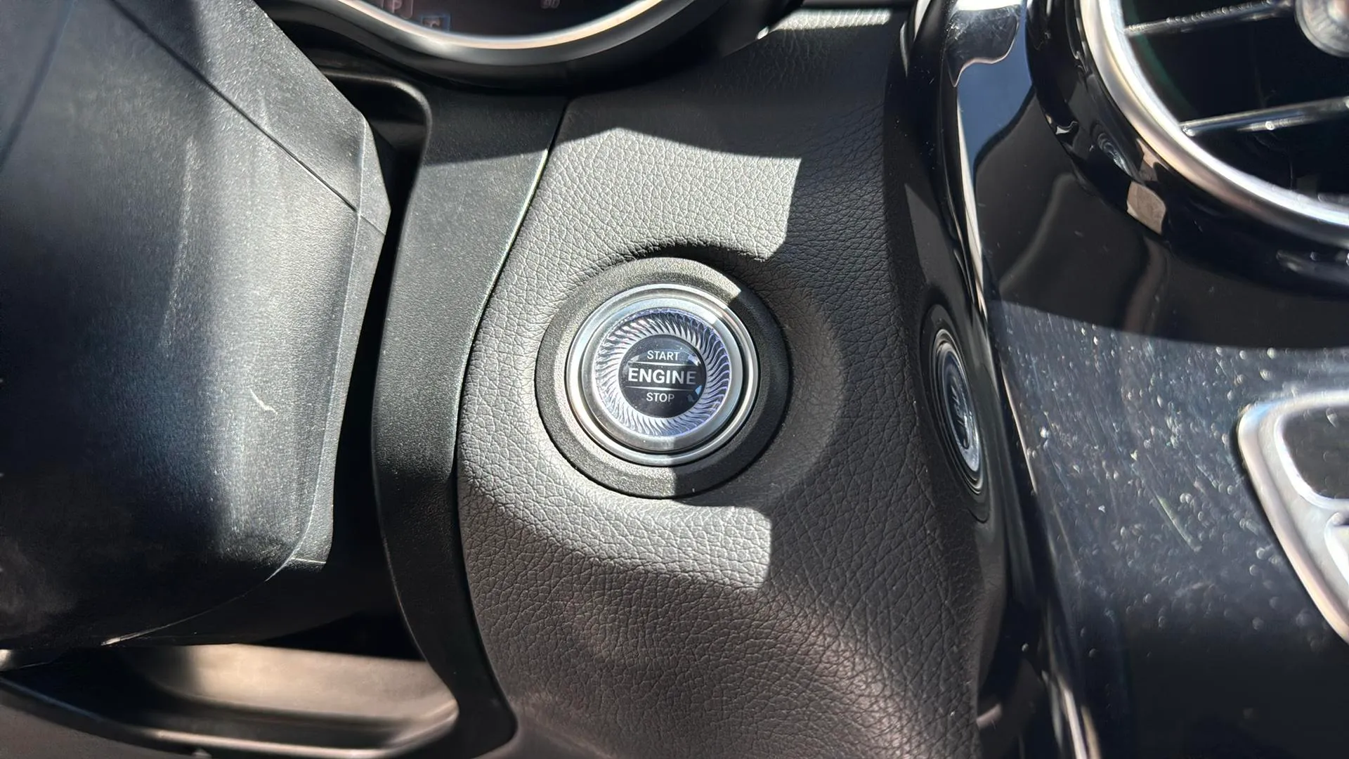 Mercedes-Benz GLC 200 d 4MATIC - foto 25