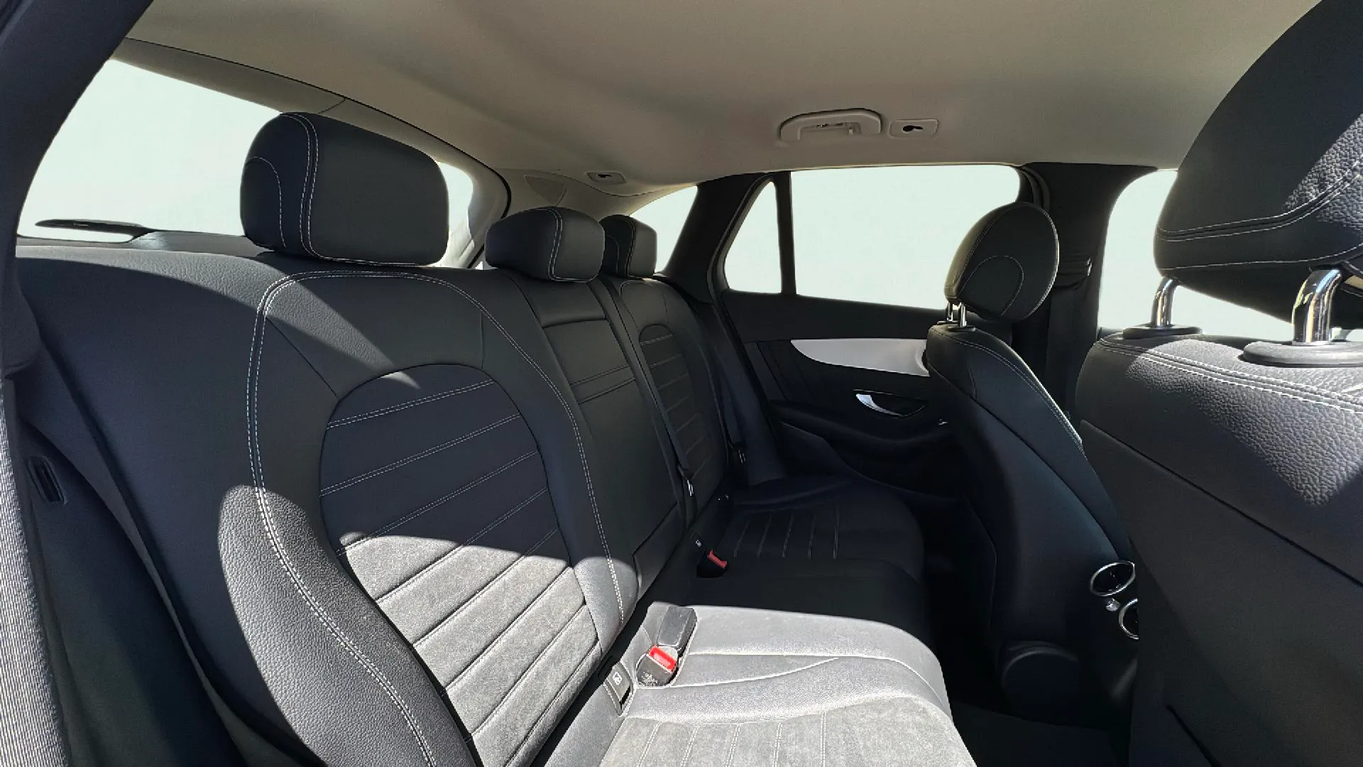 Mercedes-Benz GLC 200 d 4MATIC - foto 15