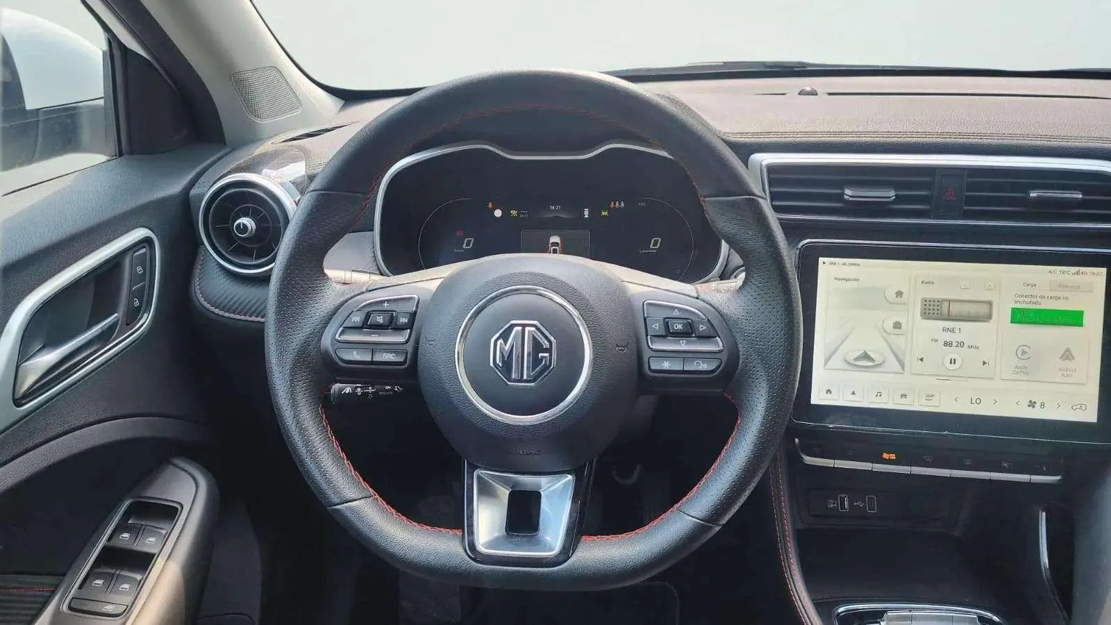 MG ZS Luxury Long Range - foto 13
