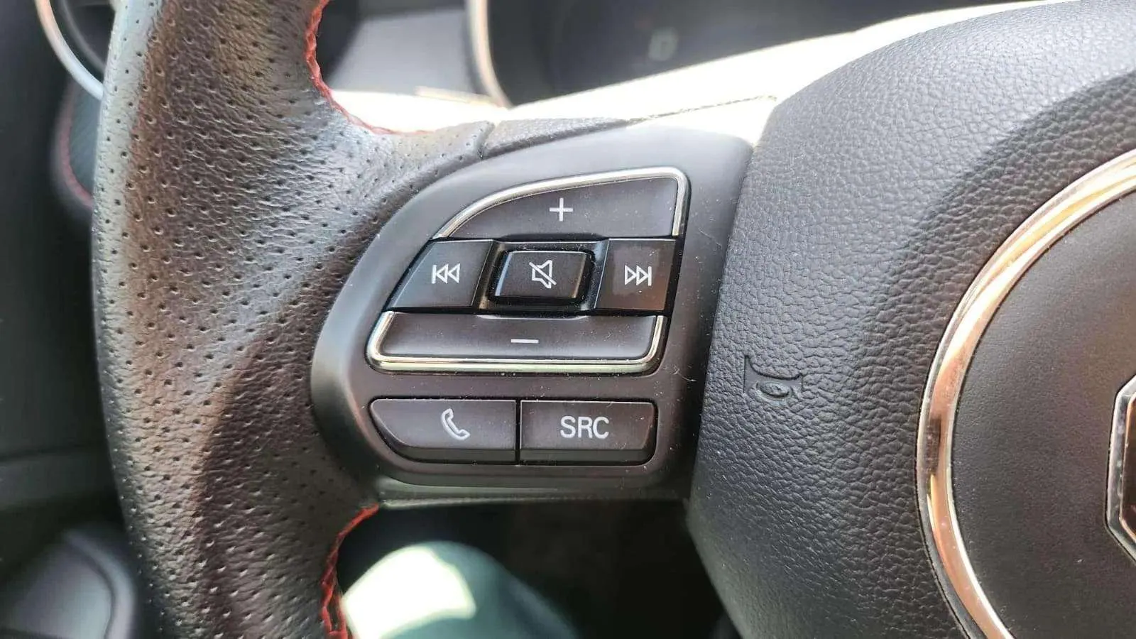 MG ZS Luxury Long Range - foto 37