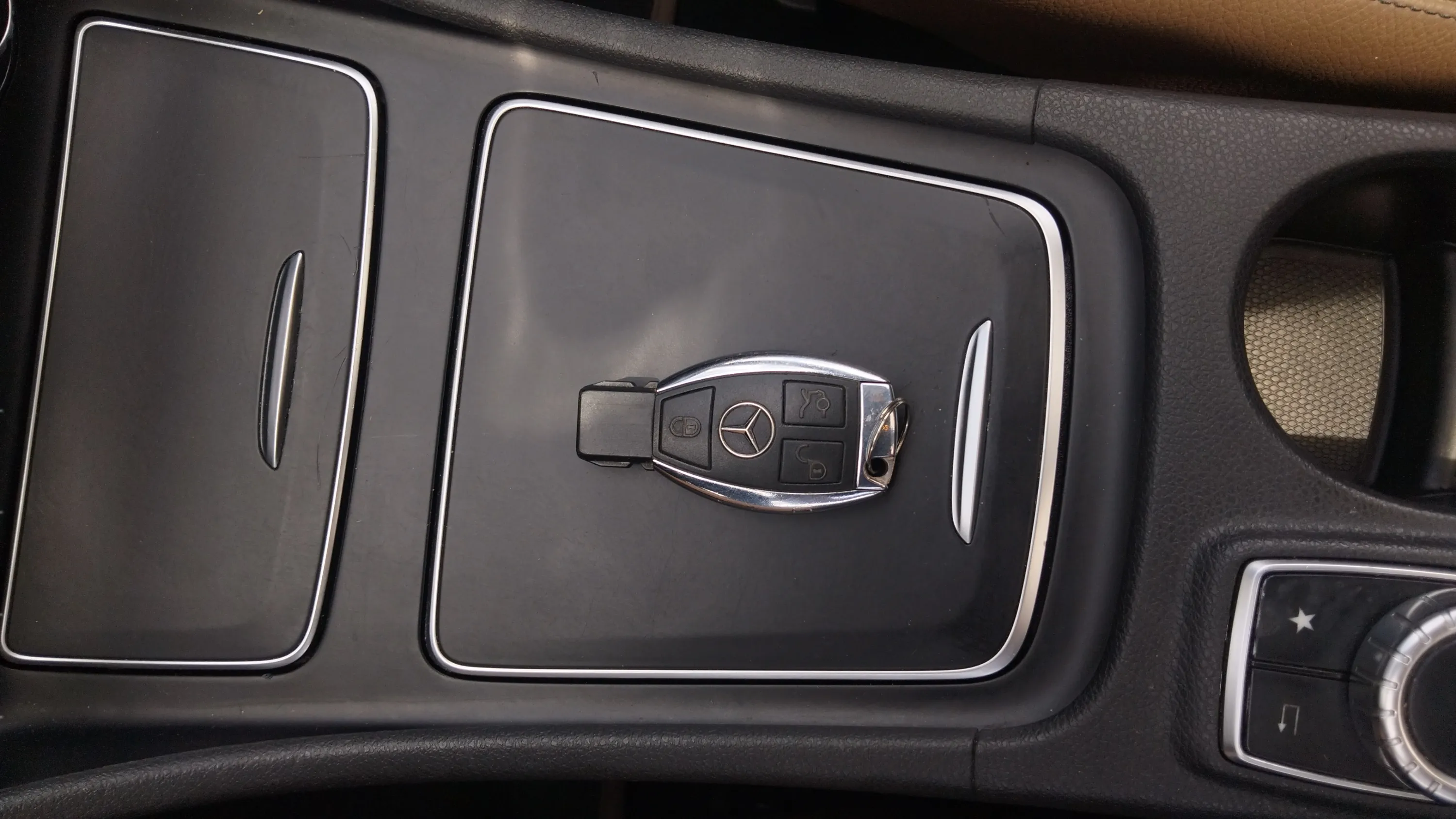 Mercedes-Benz CLA 200 d Shooting Brake - foto 21