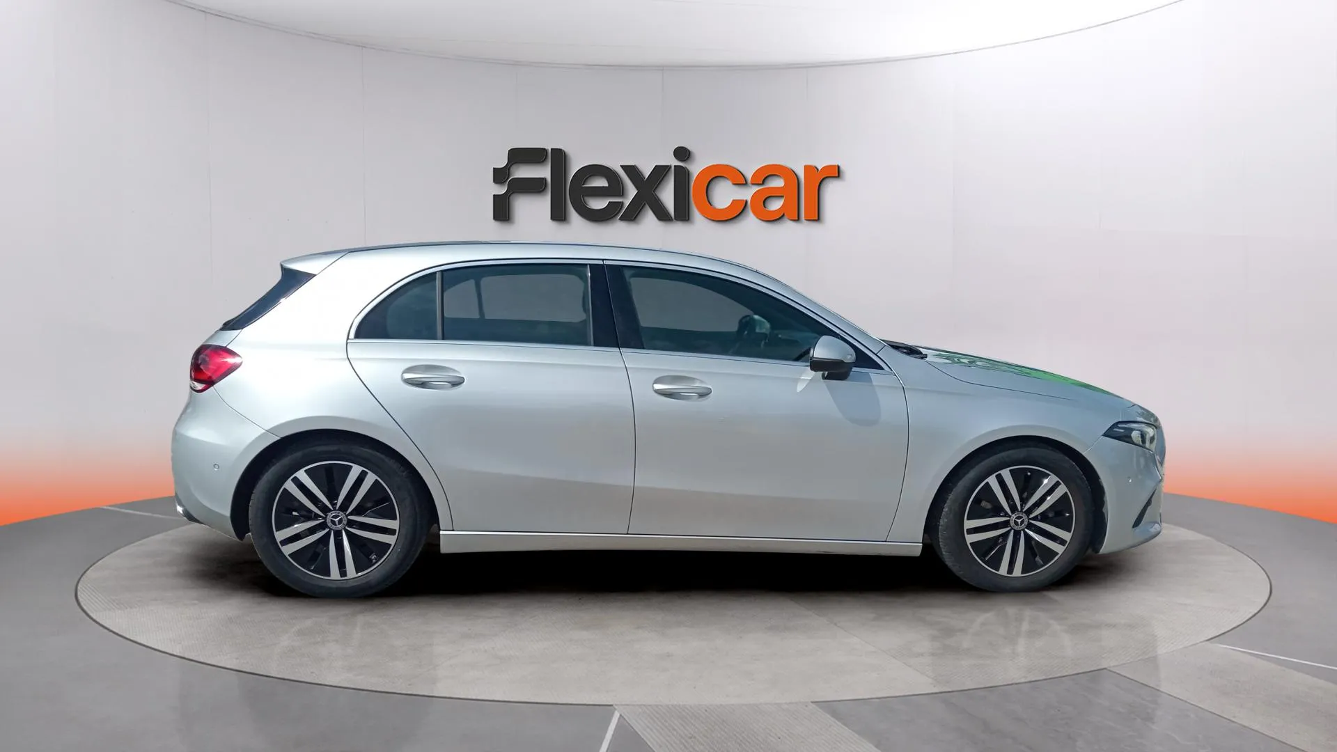 Mercedes-Benz Clase A A 180 d - foto 4