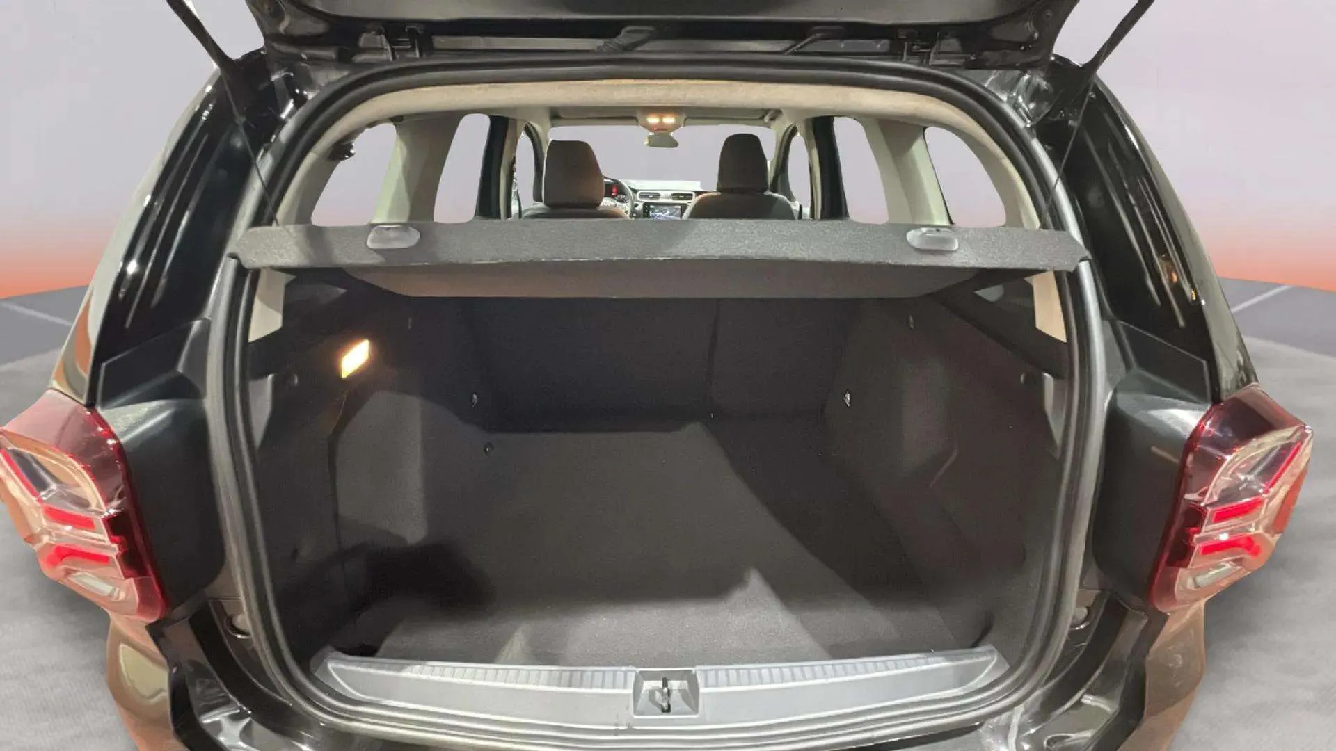 Dacia Duster Expression TCe 4x2 - foto 6