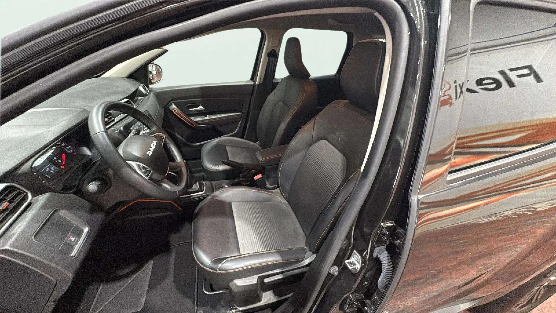 Dacia Duster Expression TCe 4x2 - foto 11