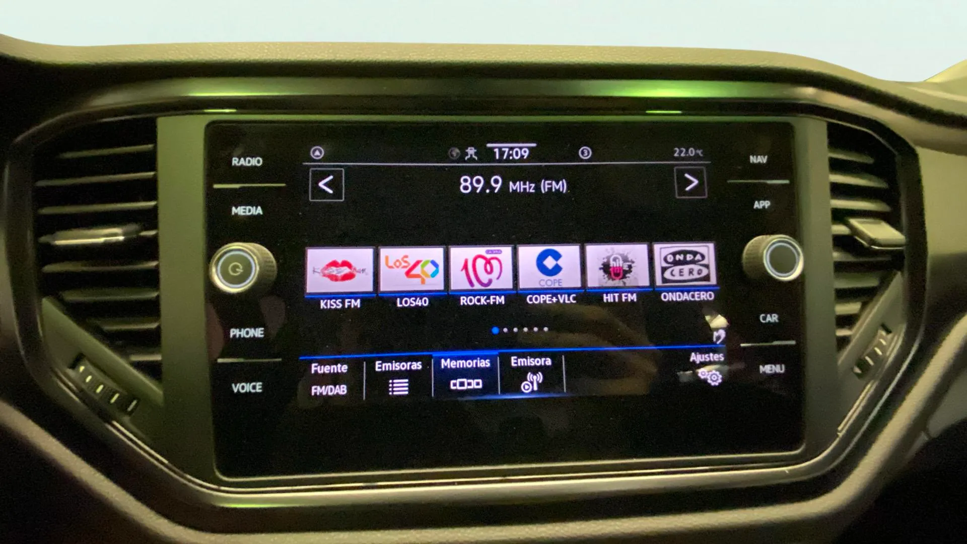 Volkswagen T-Roc Advance 2.0 TDI - foto 11