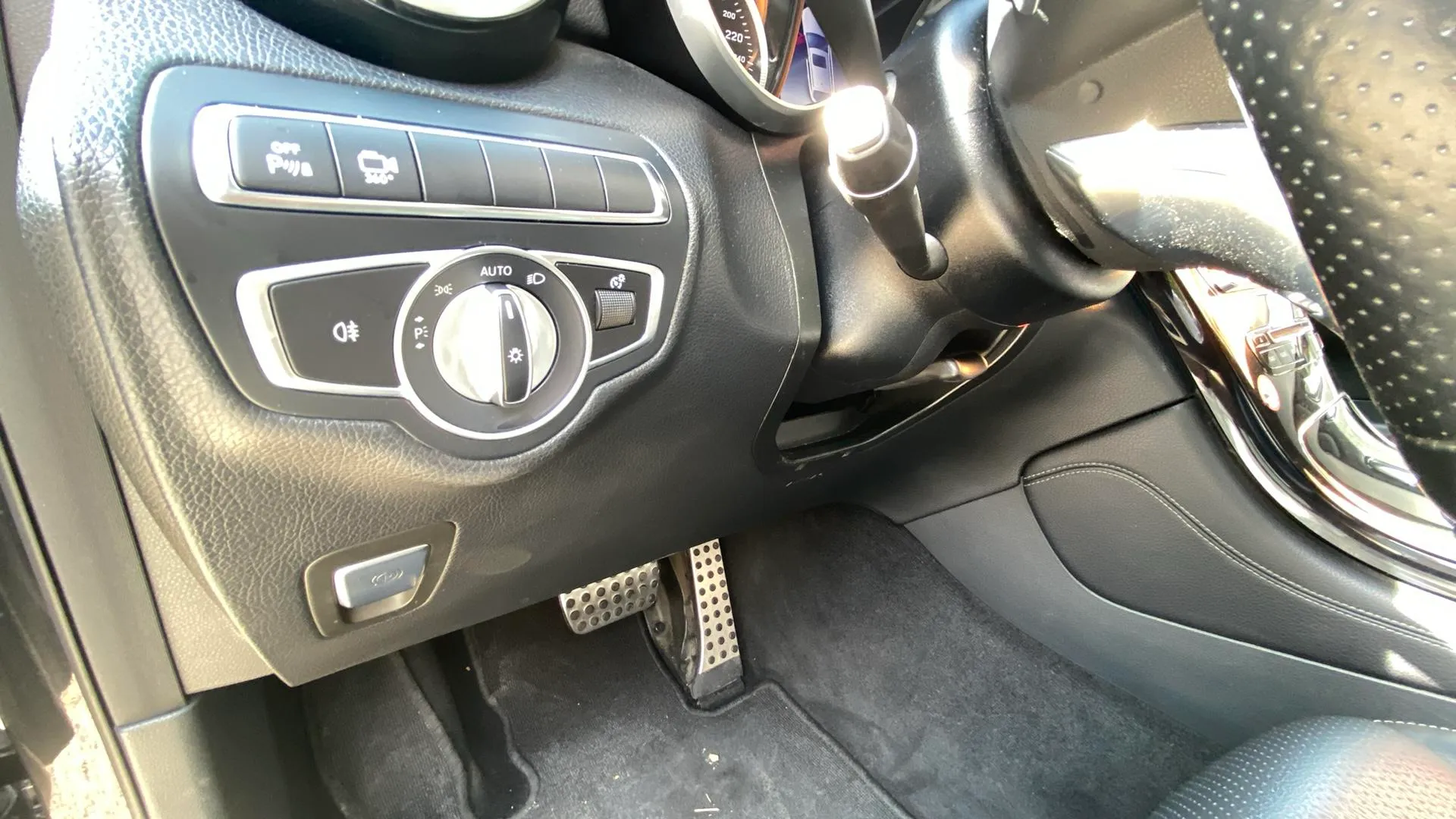 Mercedes-Benz GLC 220 d 4MATIC - foto 19